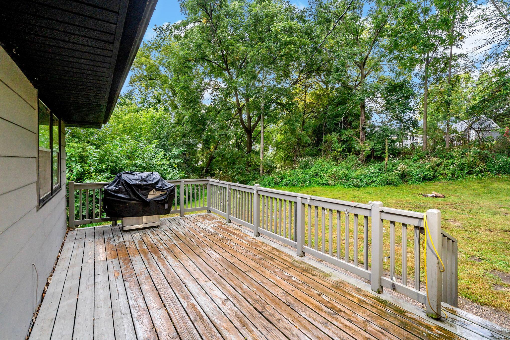 View of Residential at 405 Creek Lane, Chaska MN 55318, Chaska (27 of 30) - Mike Wilen | Minnesota Team Real Estate