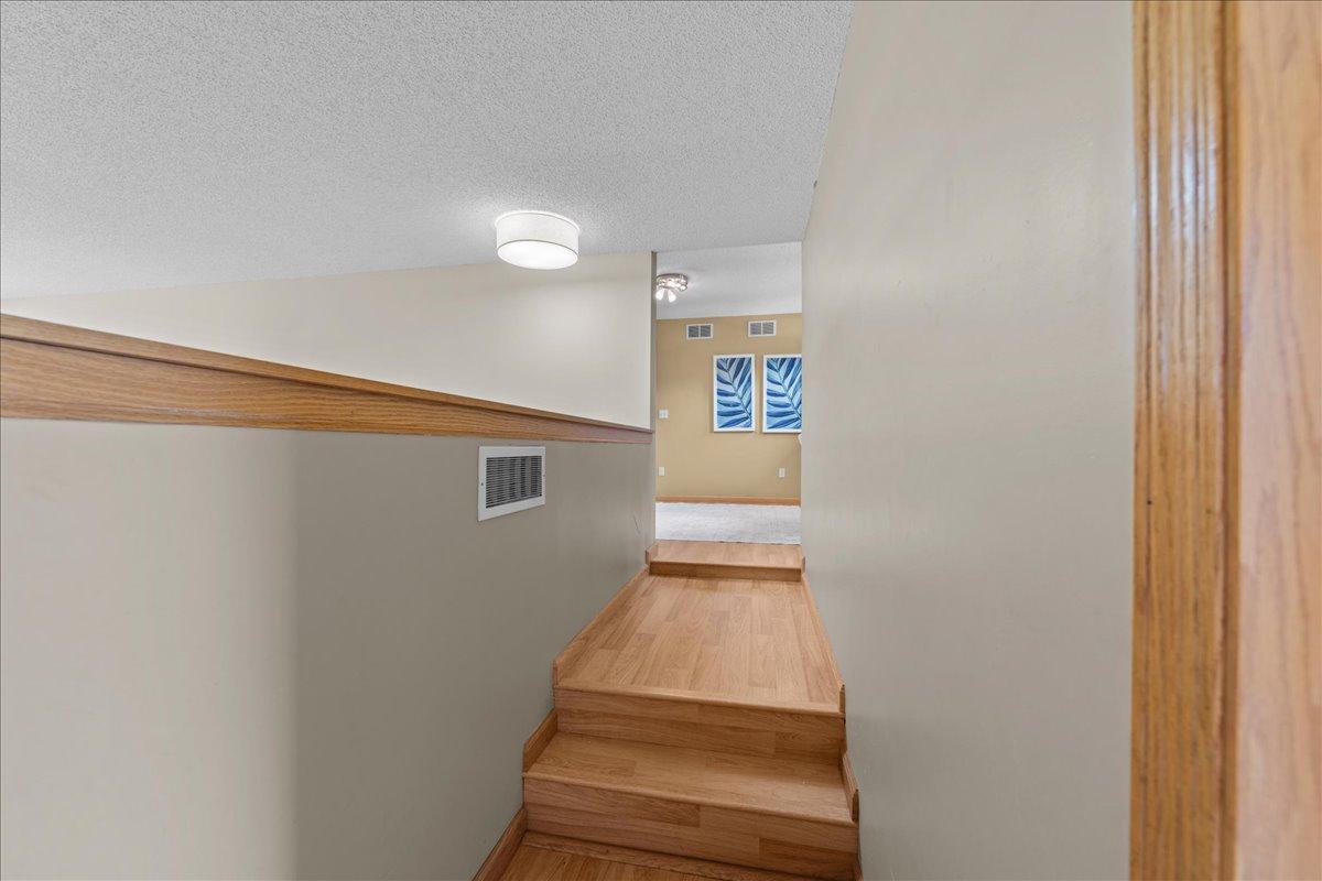 View of Residential at 17672 Kettering Trail, Lakeville MN 55044, Lakeville (31 of 75) - Mike Wilen | Minnesota Team Real Estate