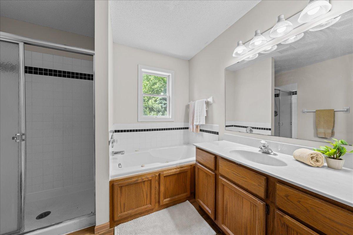 View of Residential at 17672 Kettering Trail, Lakeville MN 55044, Lakeville (45 of 75) - Mike Wilen | Minnesota Team Real Estate