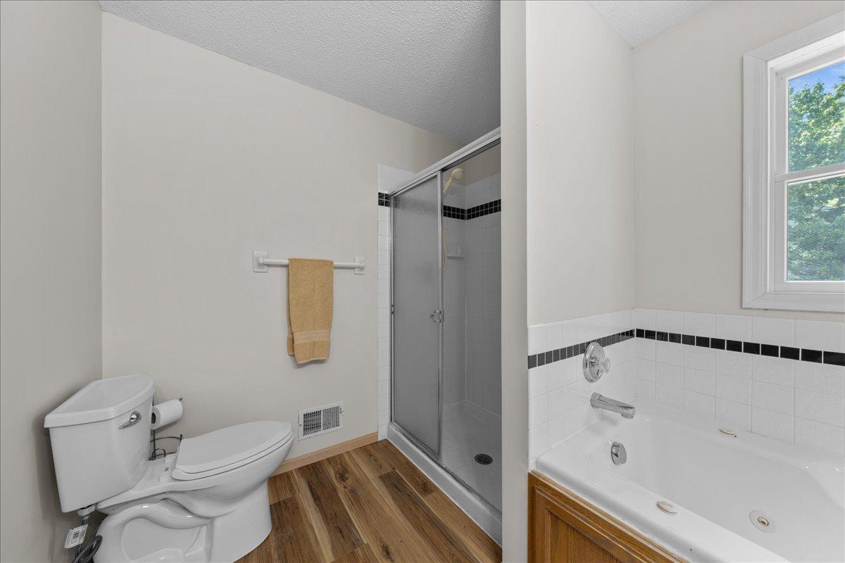 View of Residential at 17672 Kettering Trail, Lakeville MN 55044, Lakeville (46 of 75) - Mike Wilen | Minnesota Team Real Estate