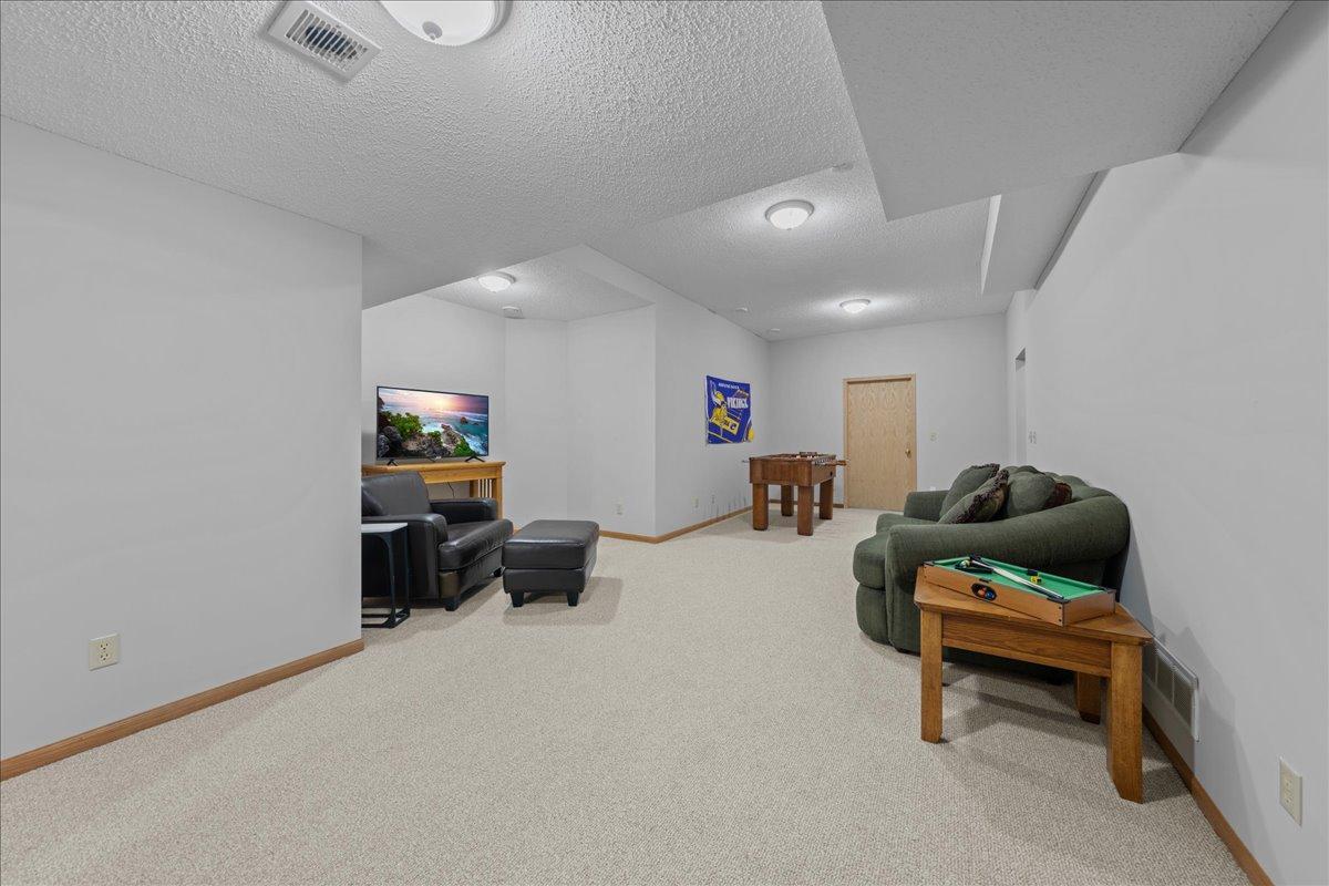 View of Residential at 17672 Kettering Trail, Lakeville MN 55044, Lakeville (56 of 75) - Mike Wilen | Minnesota Team Real Estate