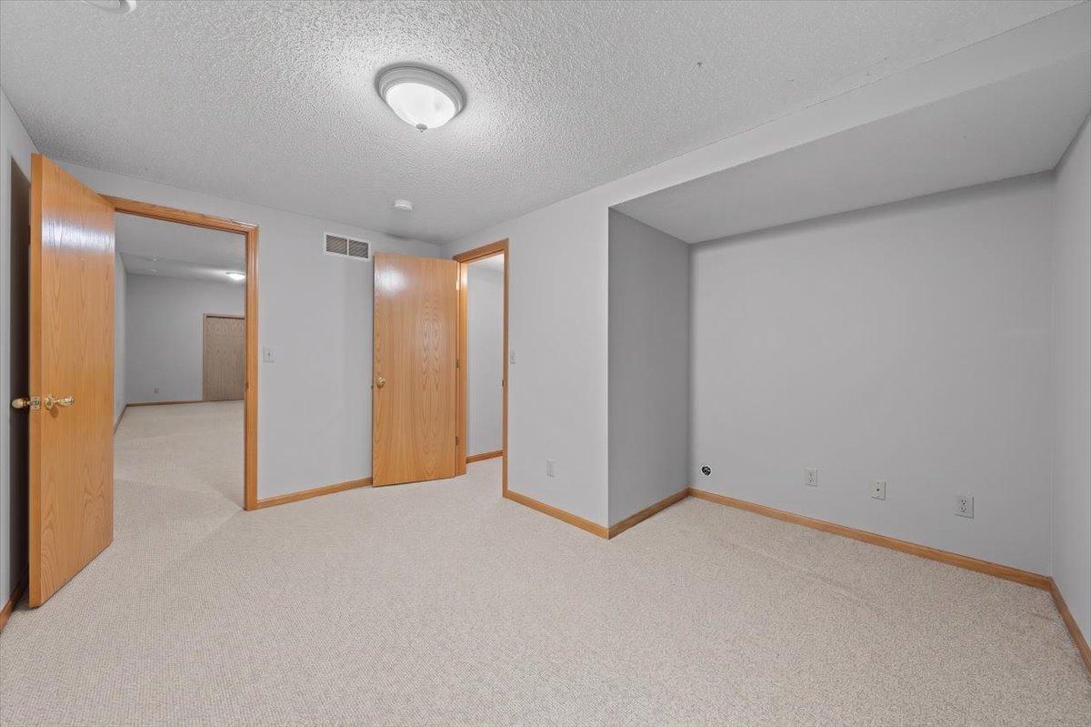 View of Residential at 17672 Kettering Trail, Lakeville MN 55044, Lakeville (58 of 75) - Mike Wilen | Minnesota Team Real Estate