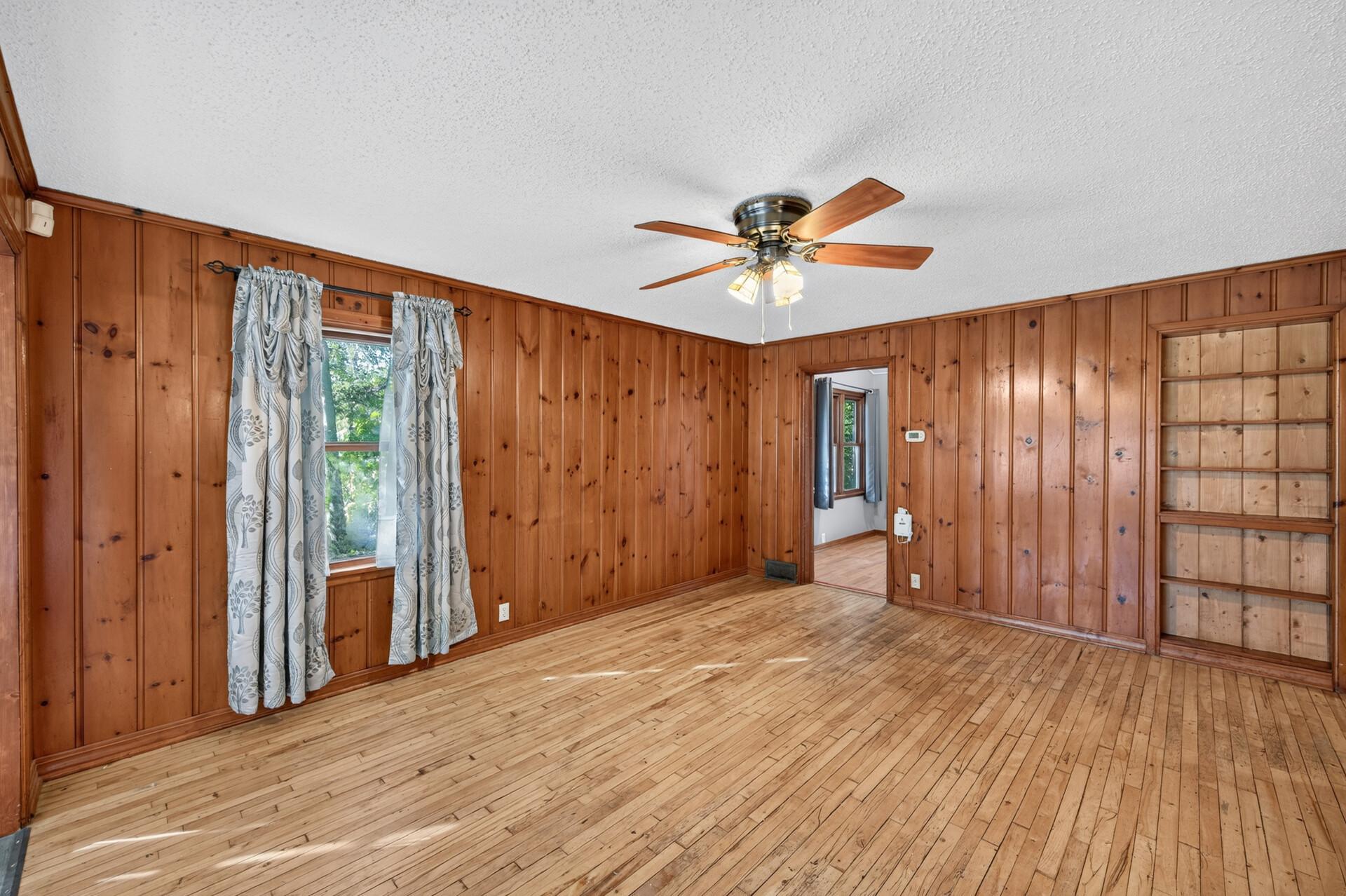 View of Residential at 1349 Hazelwood Street, Saint Paul MN 55106, Saint Paul (11 of 37) - Mike Wilen | Minnesota Team Real Estate