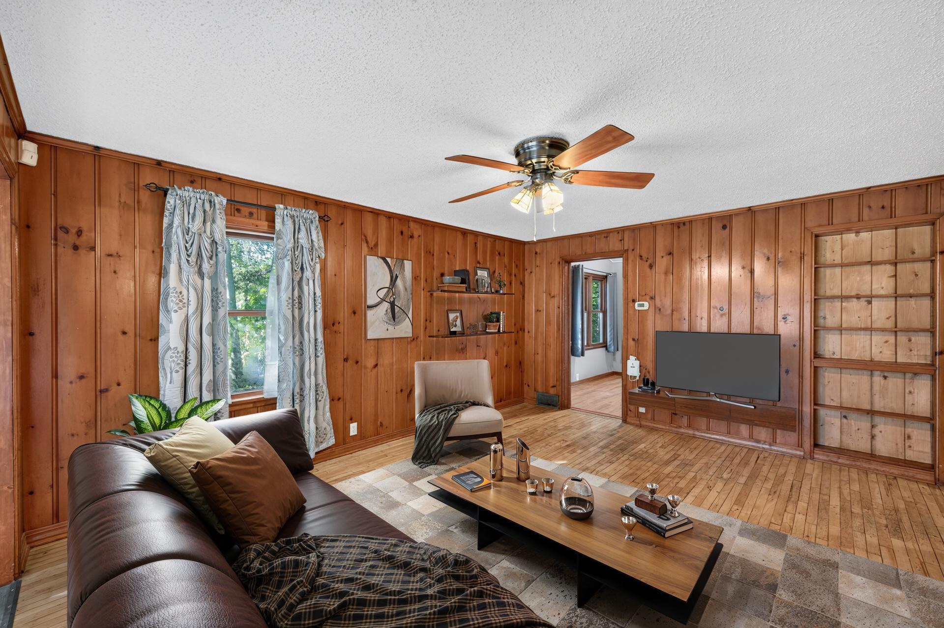 View of Residential at 1349 Hazelwood Street, Saint Paul MN 55106, Saint Paul (10 of 37) - Mike Wilen | Minnesota Team Real Estate