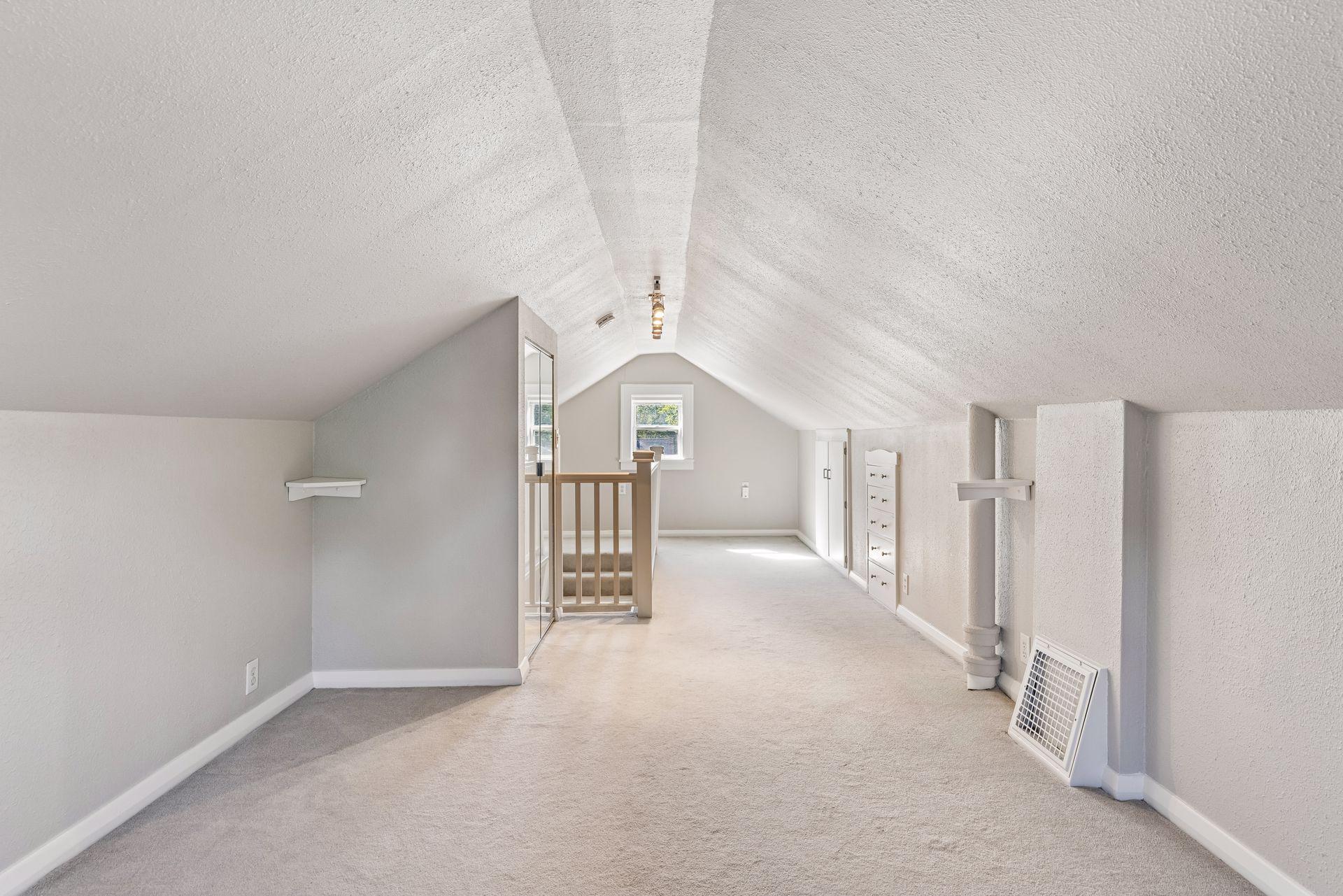 View of Residential at 2111 36th Street, Minneapolis MN 55407, Minneapolis (18 of 30) - Mike Wilen | Minnesota Team Real Estate
