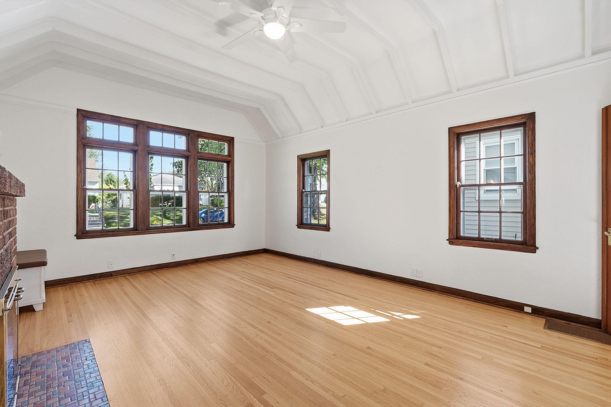 View of Residential at 2904 Alabama Avenue, Saint Louis Park MN 55416, Saint Louis Park (6 of 32) - Mike Wilen | Minnesota Team Real Estate