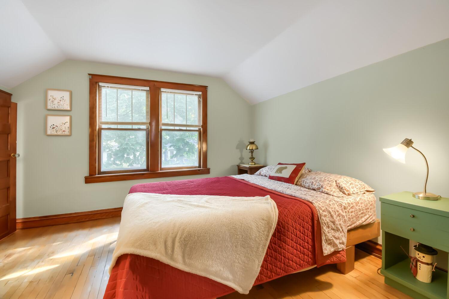 View of Residential at 3300 15th Avenue, Minneapolis MN 55407, Minneapolis (14 of 41) - Mike Wilen | Minnesota Team Real Estate