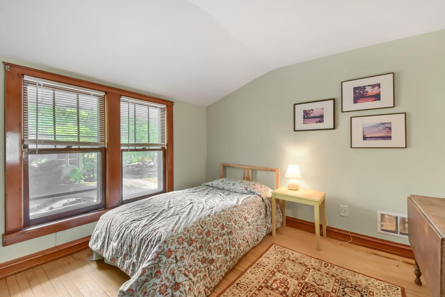 View of Residential at 3300 15th Avenue, Minneapolis MN 55407, Minneapolis (15 of 41) - Mike Wilen | Minnesota Team Real Estate