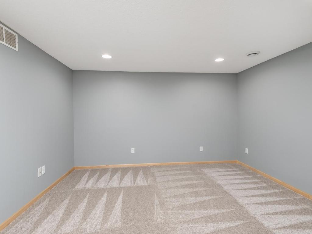 View of Residential at 4871 Woodland Avenue, Shakopee MN 55379, Shakopee (37 of 51) - Mike Wilen | Minnesota Team Real Estate