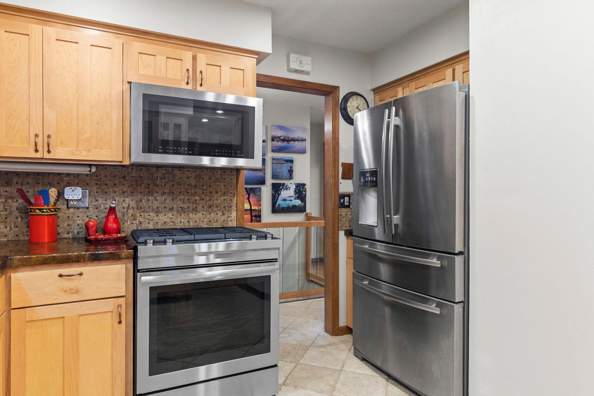 View of Residential at 7181 Foxboro Lane, Woodbury MN 55125, Woodbury (18 of 53) - Mike Wilen | Minnesota Team Real Estate