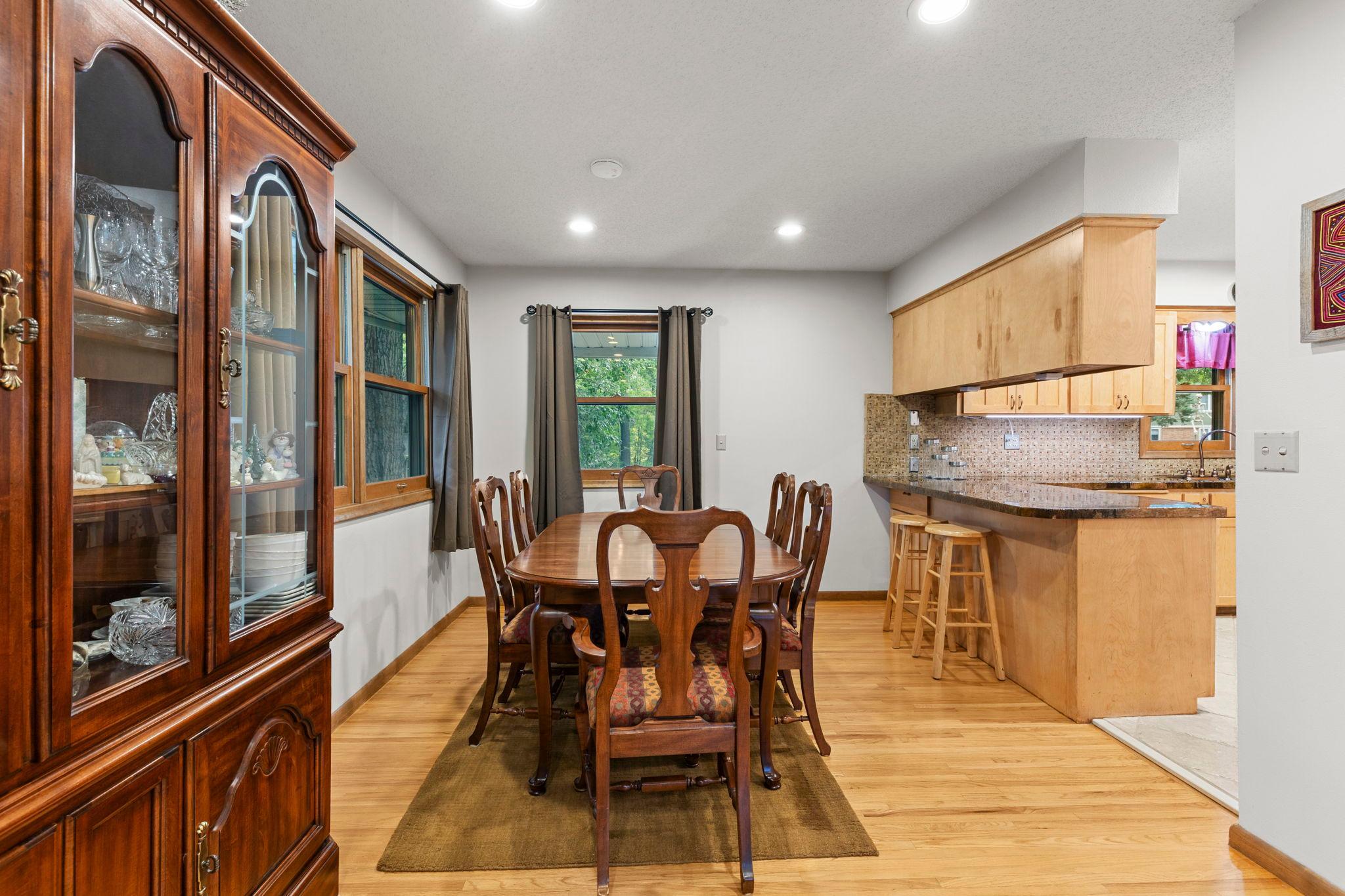 View of Residential at 7181 Foxboro Lane, Woodbury MN 55125, Woodbury (13 of 53) - Mike Wilen | Minnesota Team Real Estate
