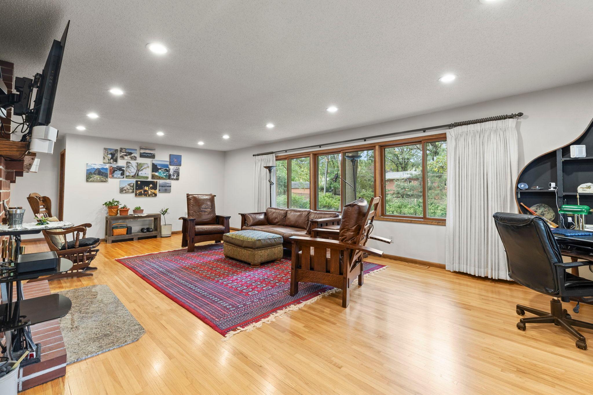 View of Residential at 7181 Foxboro Lane, Woodbury MN 55125, Woodbury (4 of 53) - Mike Wilen | Minnesota Team Real Estate