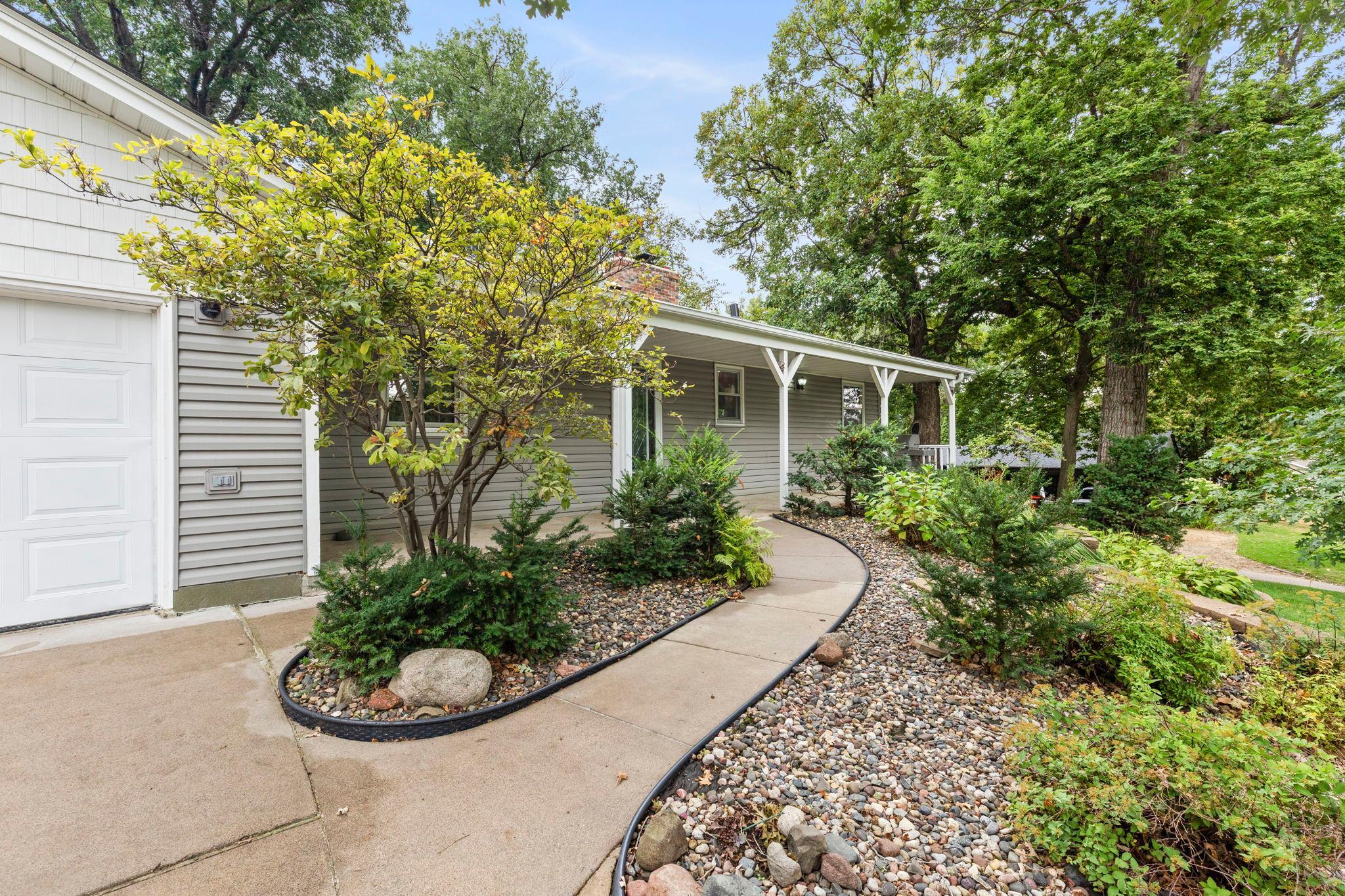 View of Residential at 7181 Foxboro Lane, Woodbury MN 55125, Woodbury (9 of 53) - Mike Wilen | Minnesota Team Real Estate