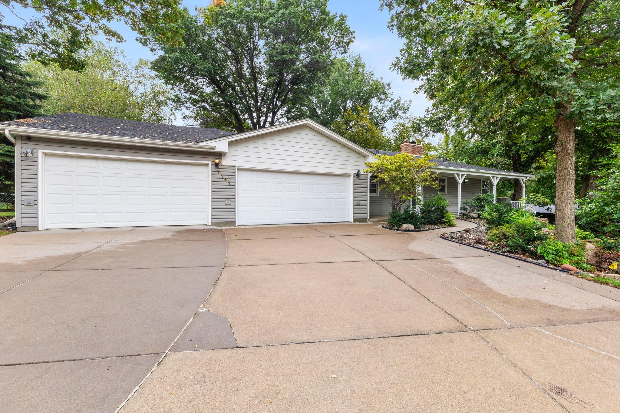 View of Residential at 7181 Foxboro Lane, Woodbury MN 55125, Woodbury (49 of 53) - Mike Wilen | Minnesota Team Real Estate