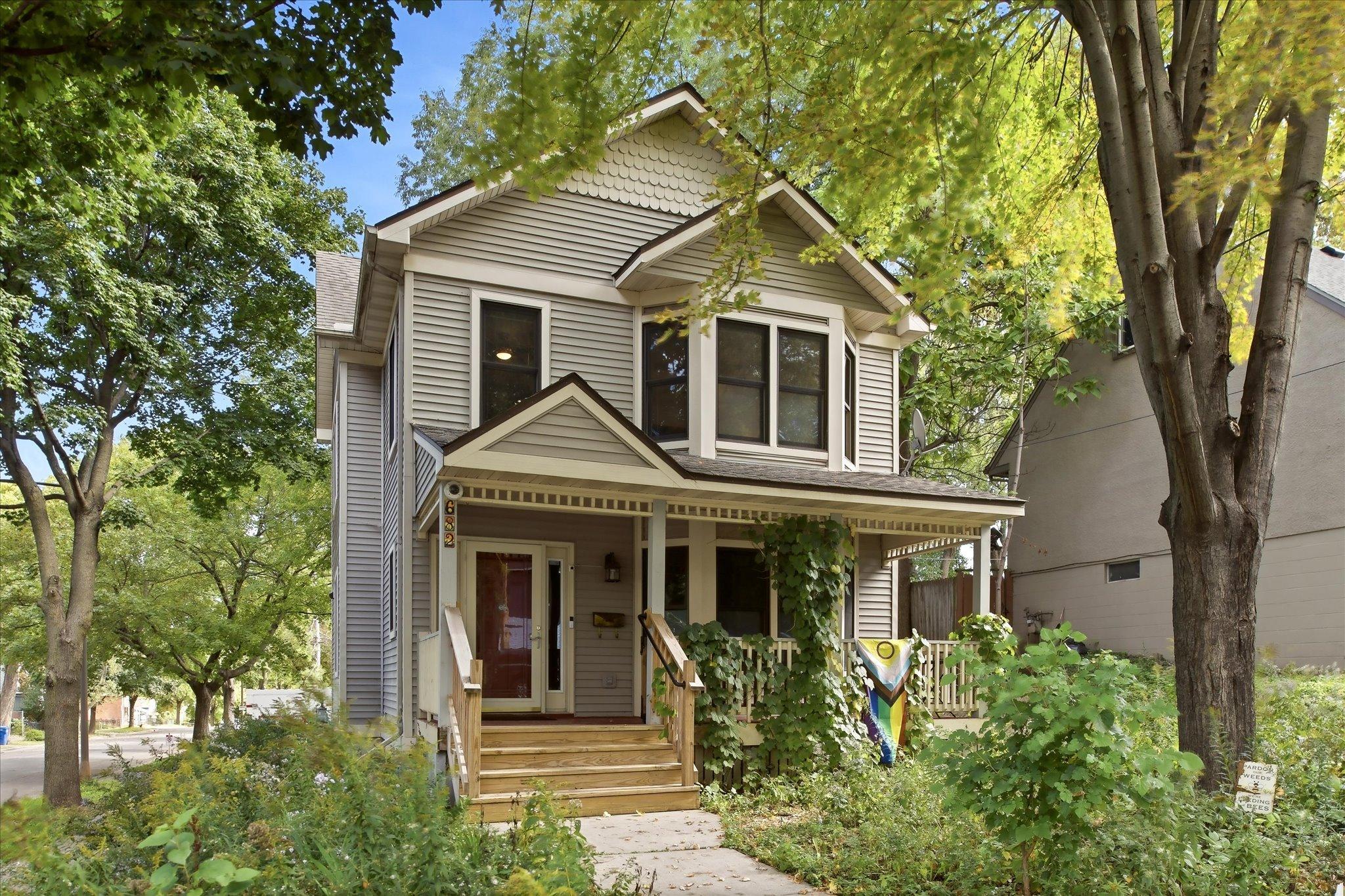 View of Single Family at 682 Harvard Street, Saint Paul - Mike Wilen | Minnesota Team Real Estate
