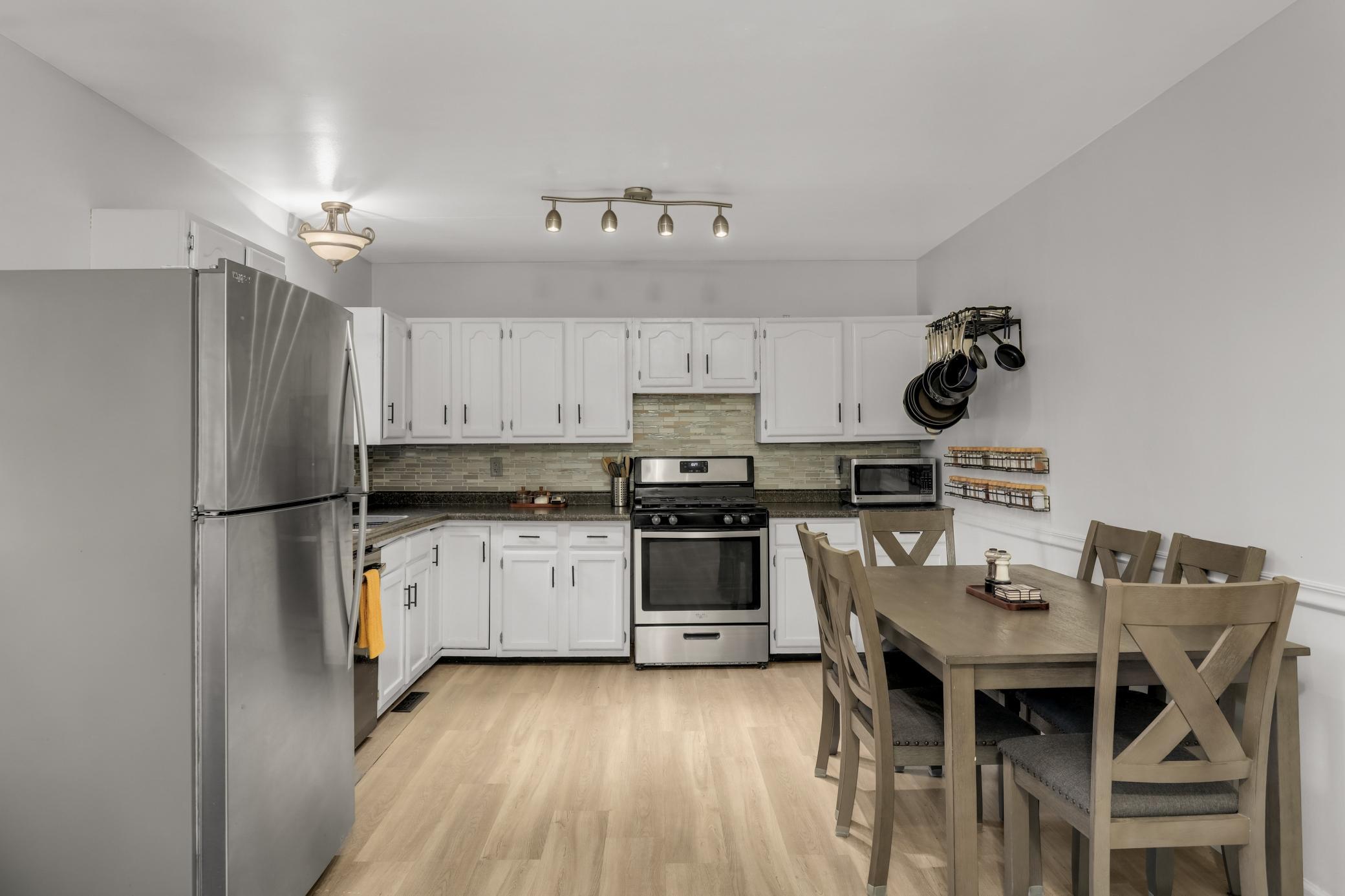 View of Residential at 3341 Dakota Avenue, Saint Louis Park MN 55416, Saint Louis Park (7 of 30) - Mike Wilen | Minnesota Team Real Estate