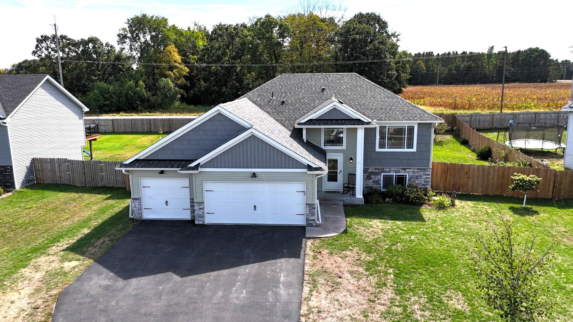 View of Residential at 707 Hickory Street, Isanti MN 55040, Isanti (22 of 29) - Mike Wilen | Minnesota Team Real Estate