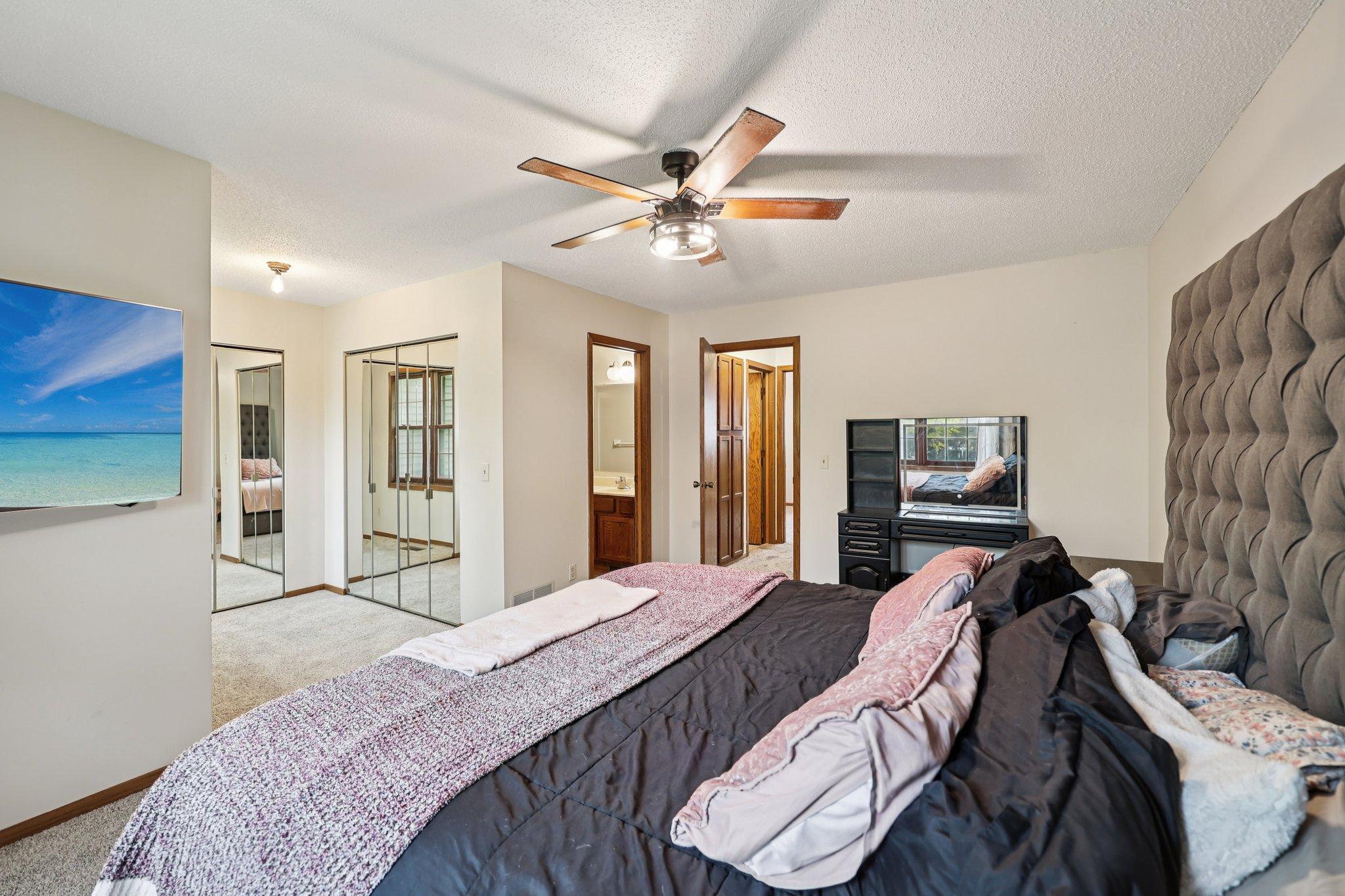 View of Residential at 320 Karen Lane, Columbia Heights MN 55421, Columbia Heights (18 of 37) - Mike Wilen | Minnesota Team Real Estate
