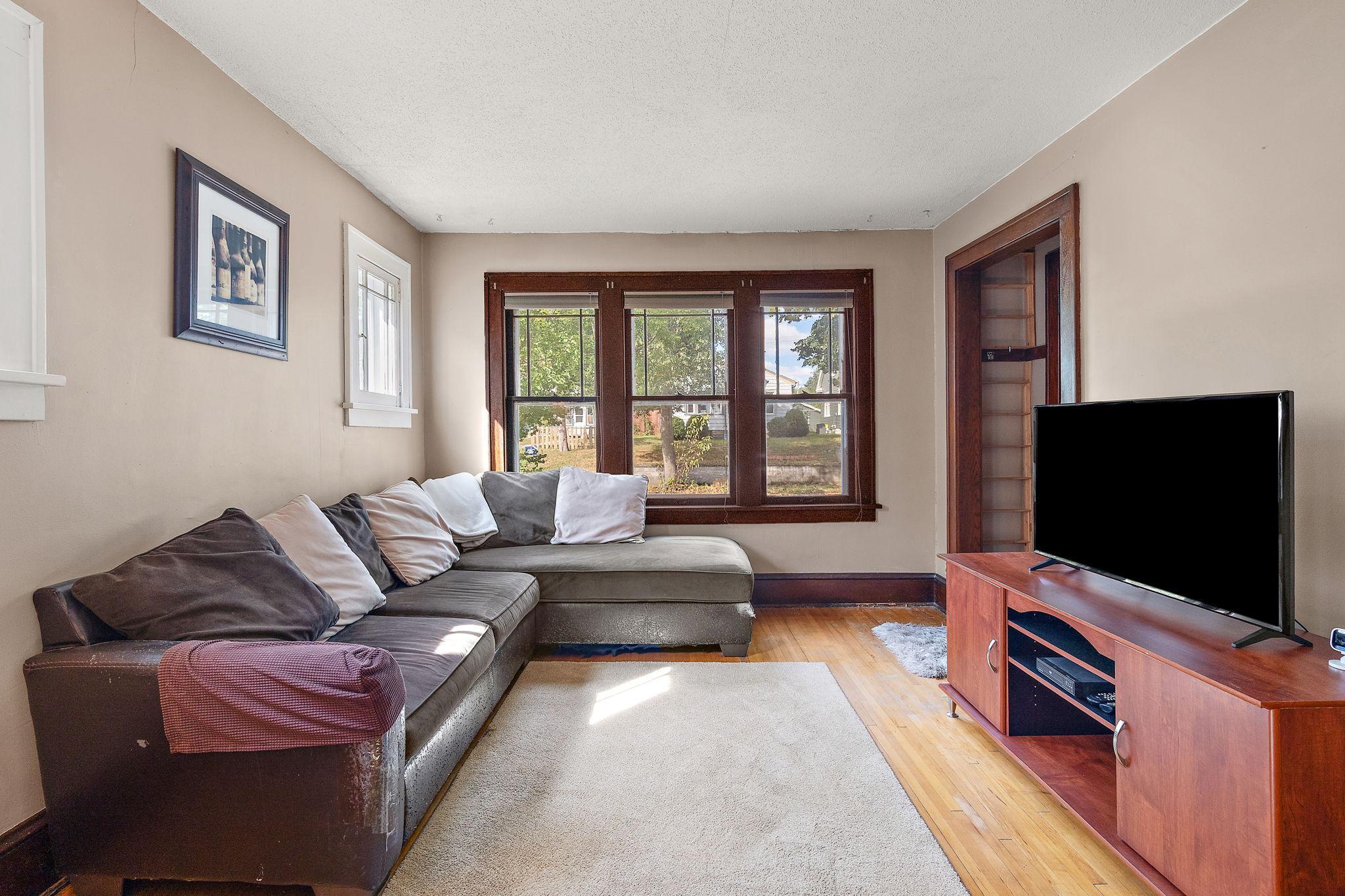 View of Residential at 3403 25th Avenue, Minneapolis MN 55406, Minneapolis (3 of 38) - Mike Wilen | Minnesota Team Real Estate