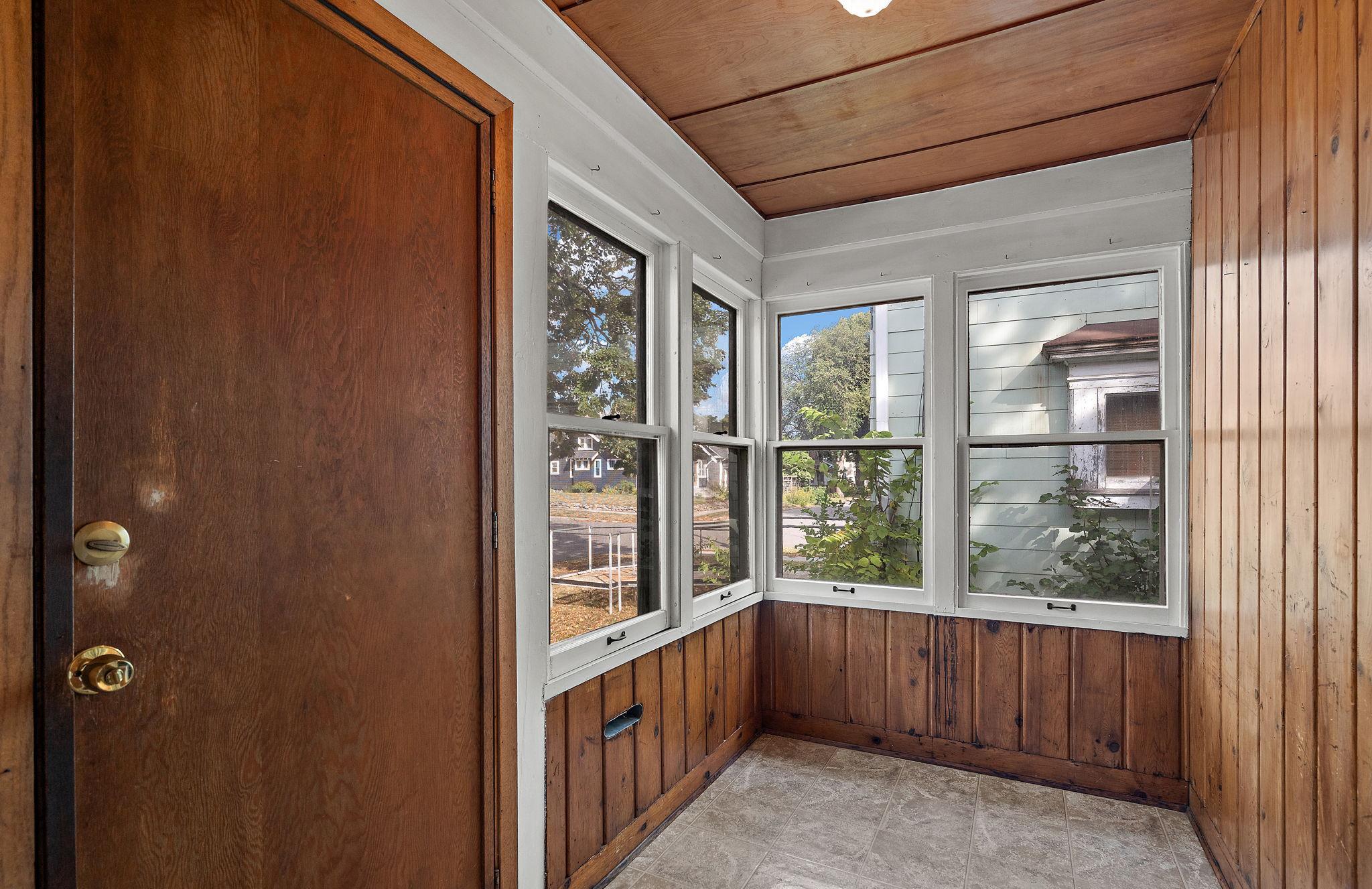 View of Residential at 3403 25th Avenue, Minneapolis MN 55406, Minneapolis (34 of 38) - Mike Wilen | Minnesota Team Real Estate