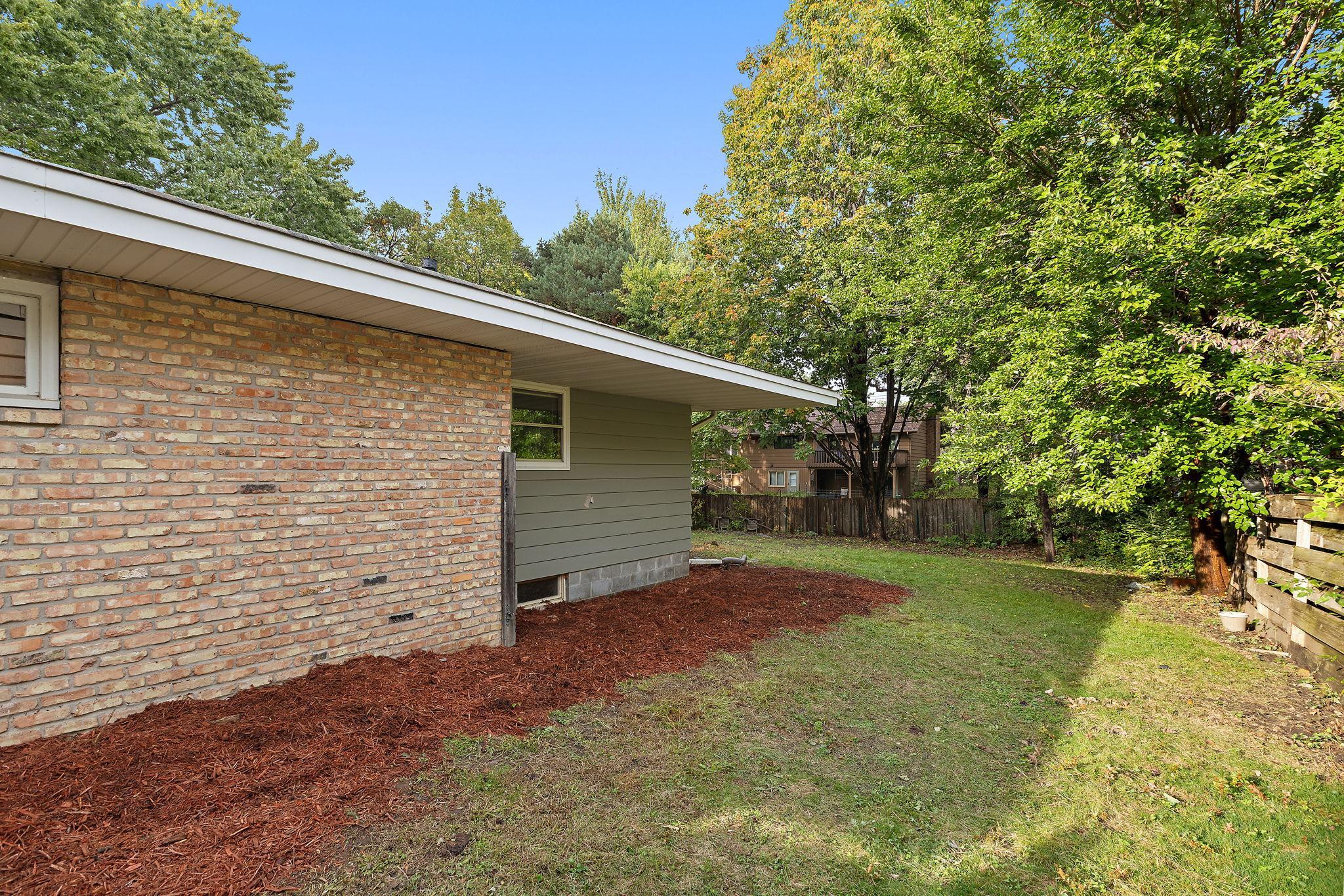 View of Residential at 1495 Trollhagen Drive, Fridley MN 55421, Fridley (42 of 47) - Mike Wilen | Minnesota Team Real Estate
