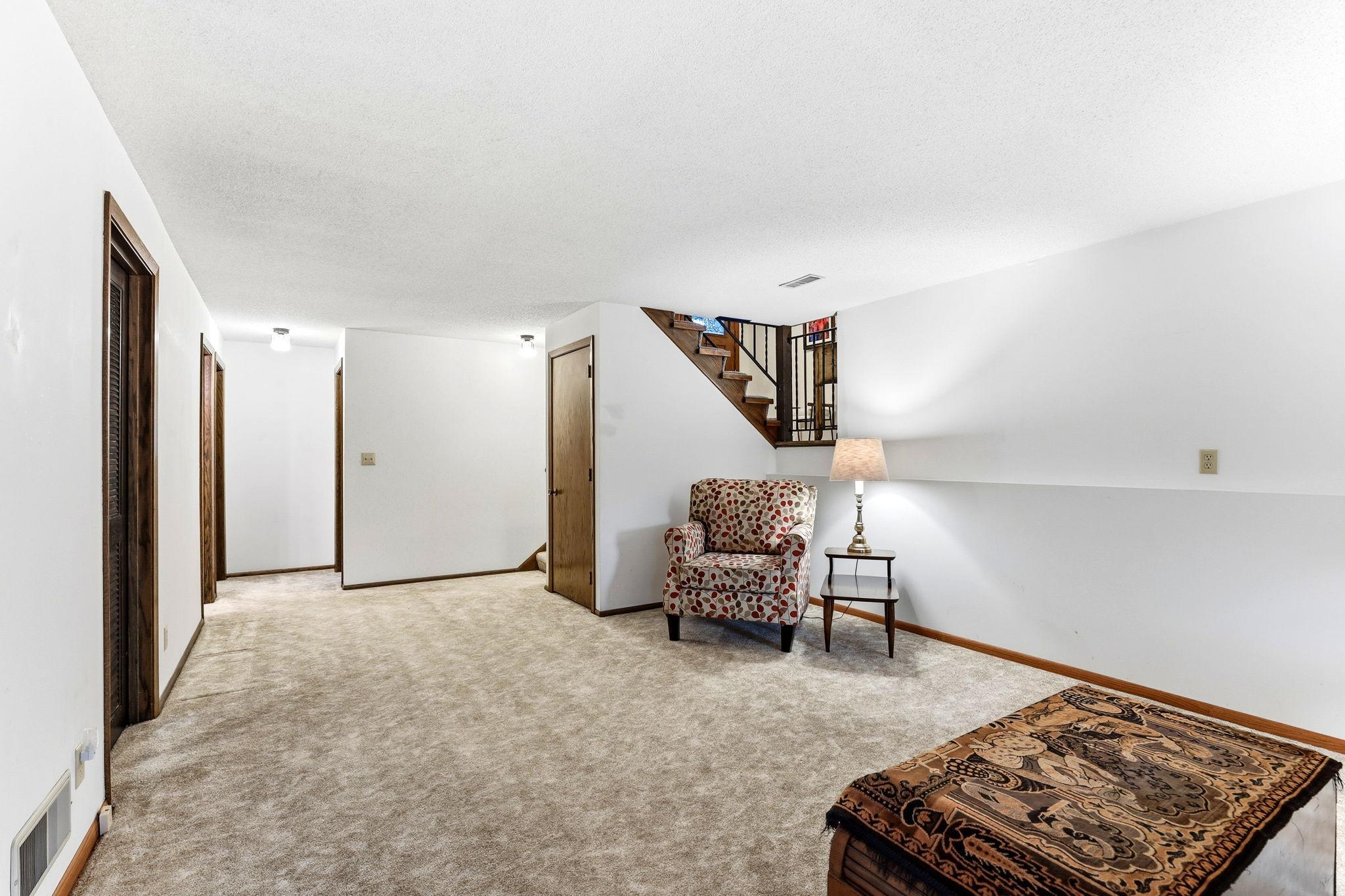 View of Residential at 10640 Yukon Road, Bloomington MN 55438, Bloomington (26 of 40) - Mike Wilen | Minnesota Team Real Estate