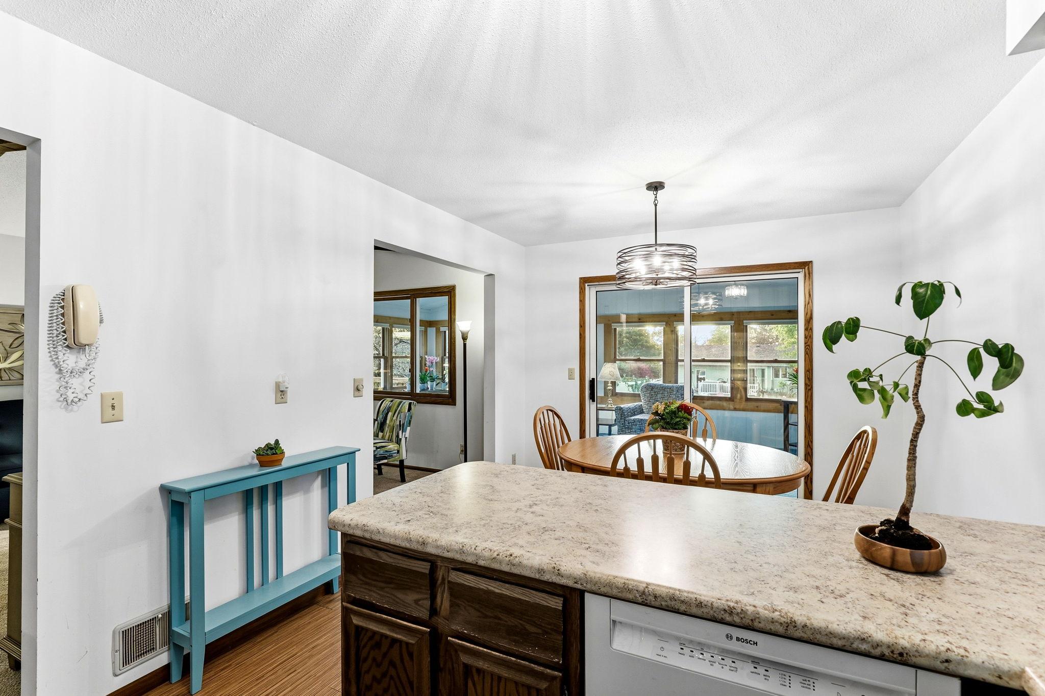 View of Residential at 10640 Yukon Road, Bloomington MN 55438, Bloomington (11 of 40) - Mike Wilen | Minnesota Team Real Estate