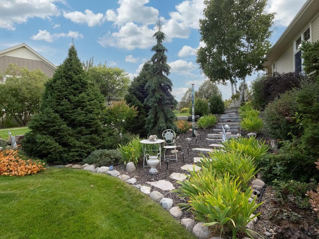 View of Residential at 15841 Eastbend Way, Apple Valley MN 55124, Apple Valley (40 of 43) - Mike Wilen | Minnesota Team Real Estate