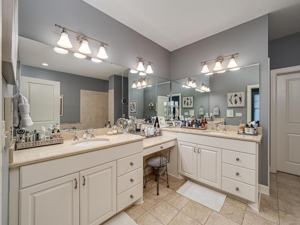 View of Residential at 15841 Eastbend Way, Apple Valley MN 55124, Apple Valley (22 of 43) - Mike Wilen | Minnesota Team Real Estate