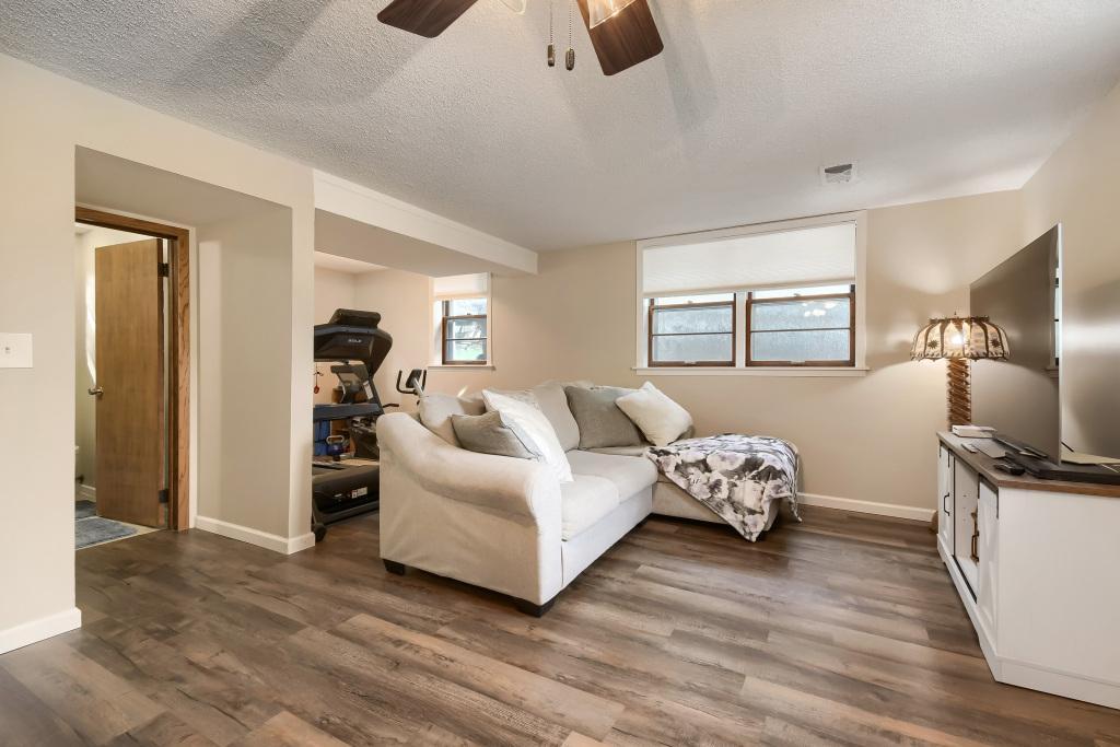 View of Residential at 512 9th Avenue, South Saint Paul MN 55075, South Saint Paul (15 of 33) - Mike Wilen | Minnesota Team Real Estate