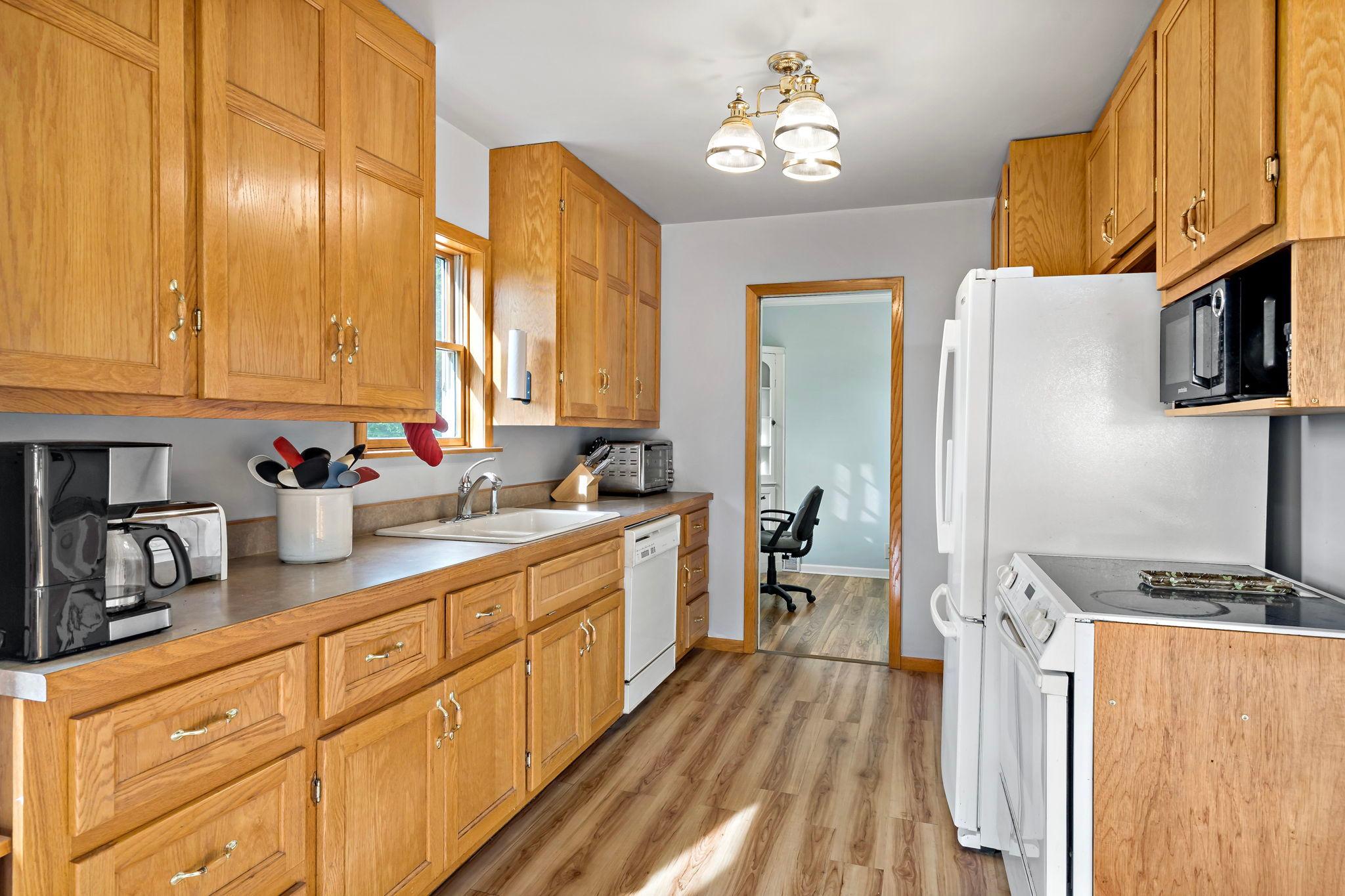 View of Residential at 4555 Spruce Way, Orono MN 55359, Orono (40 of 64) - Mike Wilen | Minnesota Team Real Estate