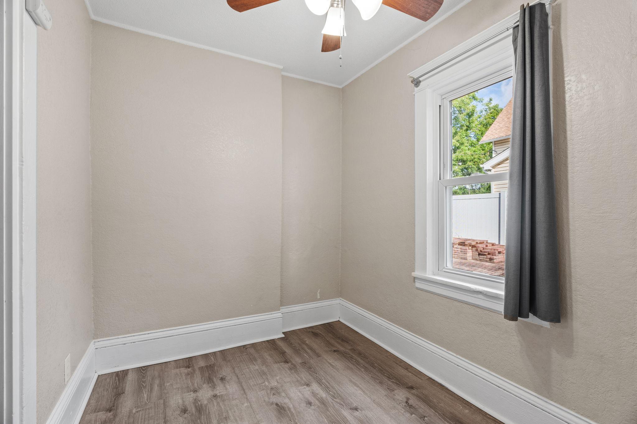 View of Residential Income at 2408 6th Street, Minneapolis MN 55418, Minneapolis (34 of 45) - Mike Wilen | Minnesota Team Real Estate