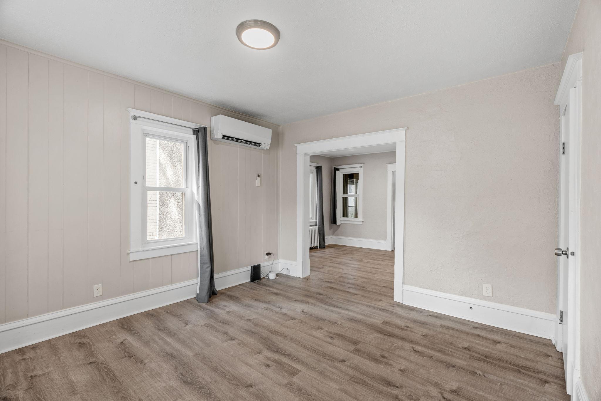 View of Residential Income at 2408 6th Street, Minneapolis MN 55418, Minneapolis (31 of 45) - Mike Wilen | Minnesota Team Real Estate