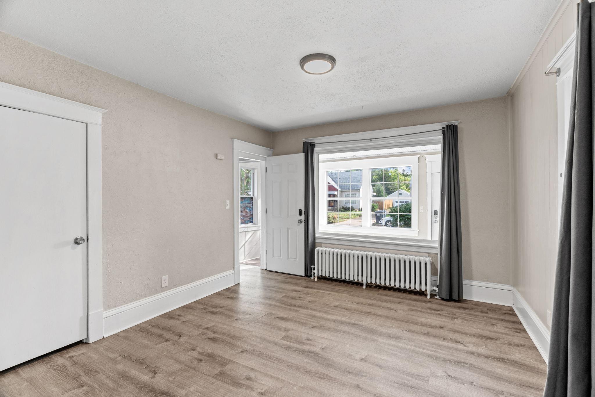 View of Residential Income at 2408 6th Street, Minneapolis MN 55418, Minneapolis (30 of 45) - Mike Wilen | Minnesota Team Real Estate