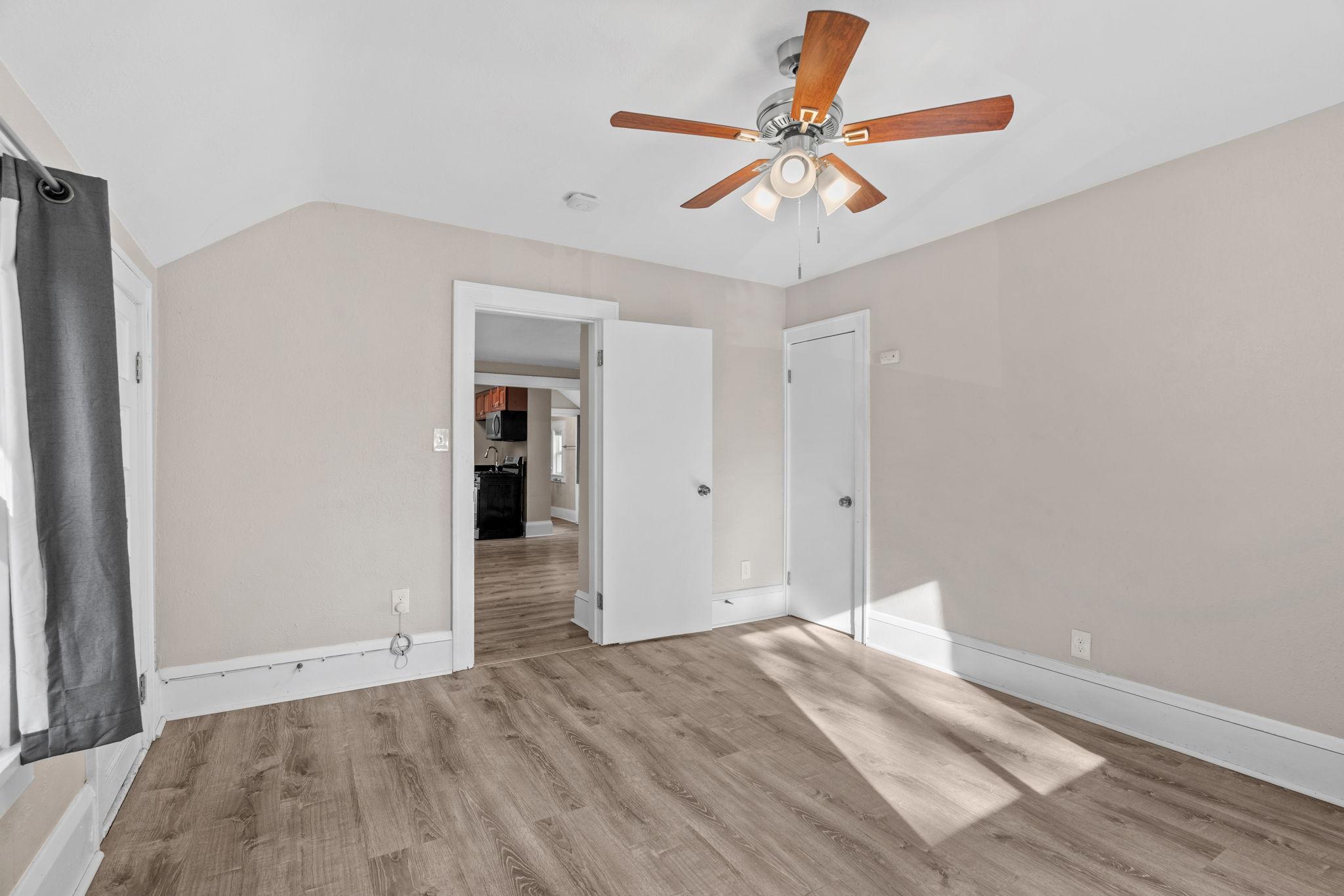 View of Residential Income at 2408 6th Street, Minneapolis MN 55418, Minneapolis (21 of 45) - Mike Wilen | Minnesota Team Real Estate