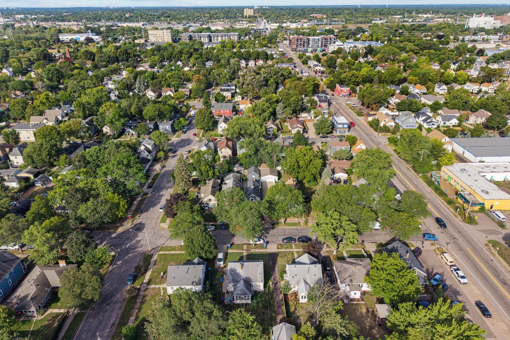View of Residential Income at 2408 6th Street, Minneapolis MN 55418, Minneapolis (42 of 45) - Mike Wilen | Minnesota Team Real Estate