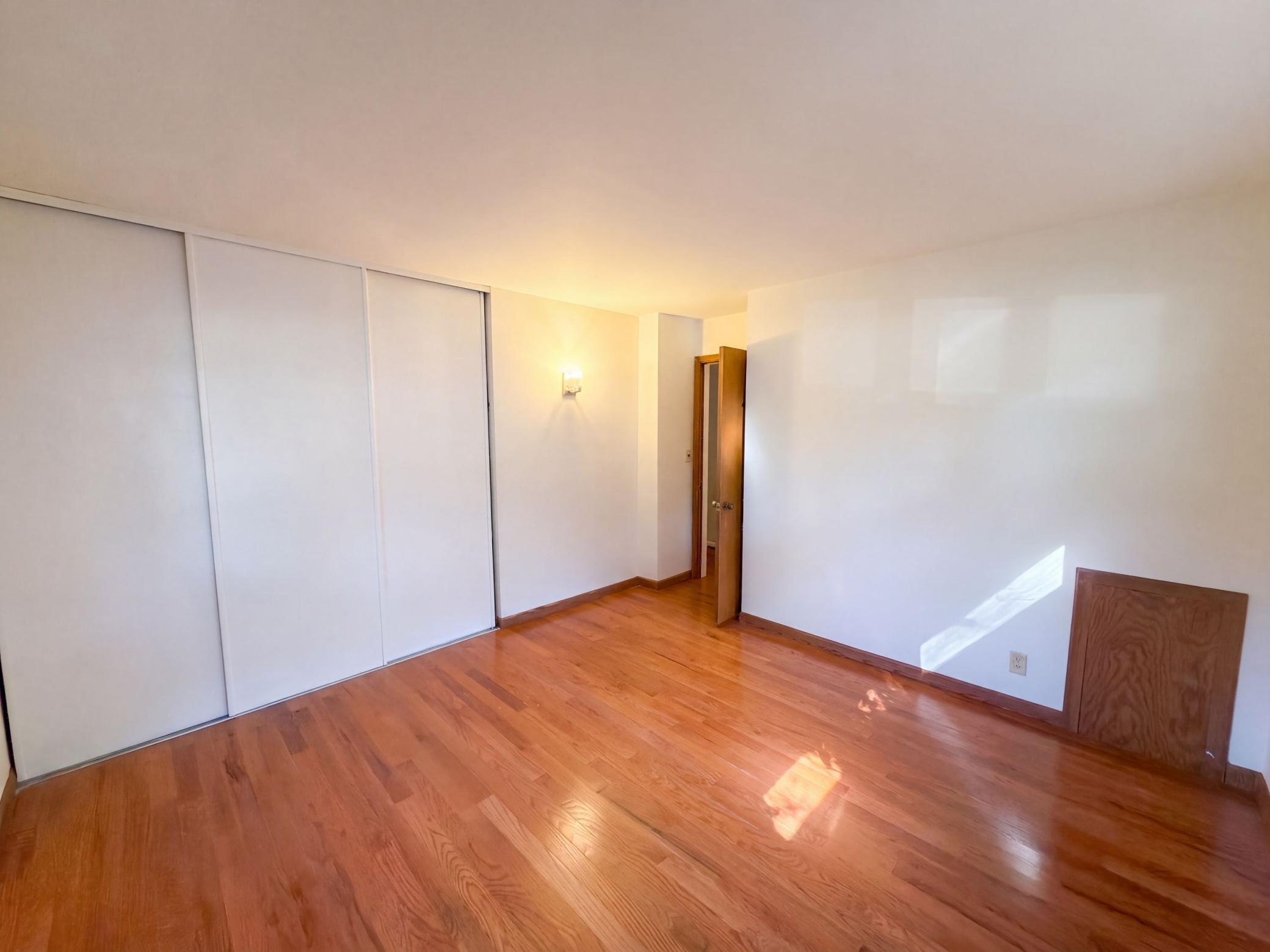 View of Residential at 2000 Herschel Street, Roseville MN 55113, Roseville (17 of 24) - Mike Wilen | Minnesota Team Real Estate
