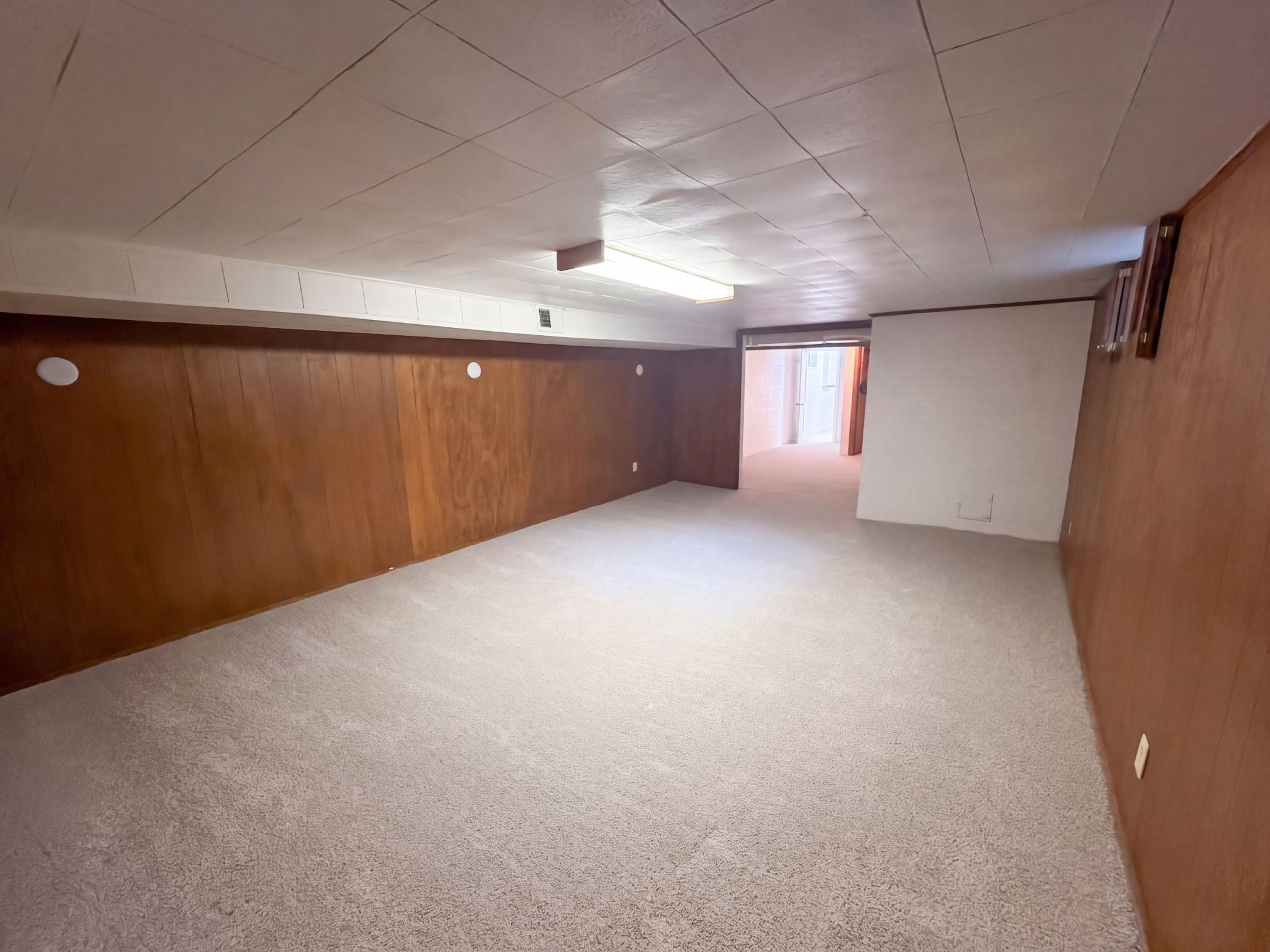 View of Residential at 2000 Herschel Street, Roseville MN 55113, Roseville (16 of 24) - Mike Wilen | Minnesota Team Real Estate
