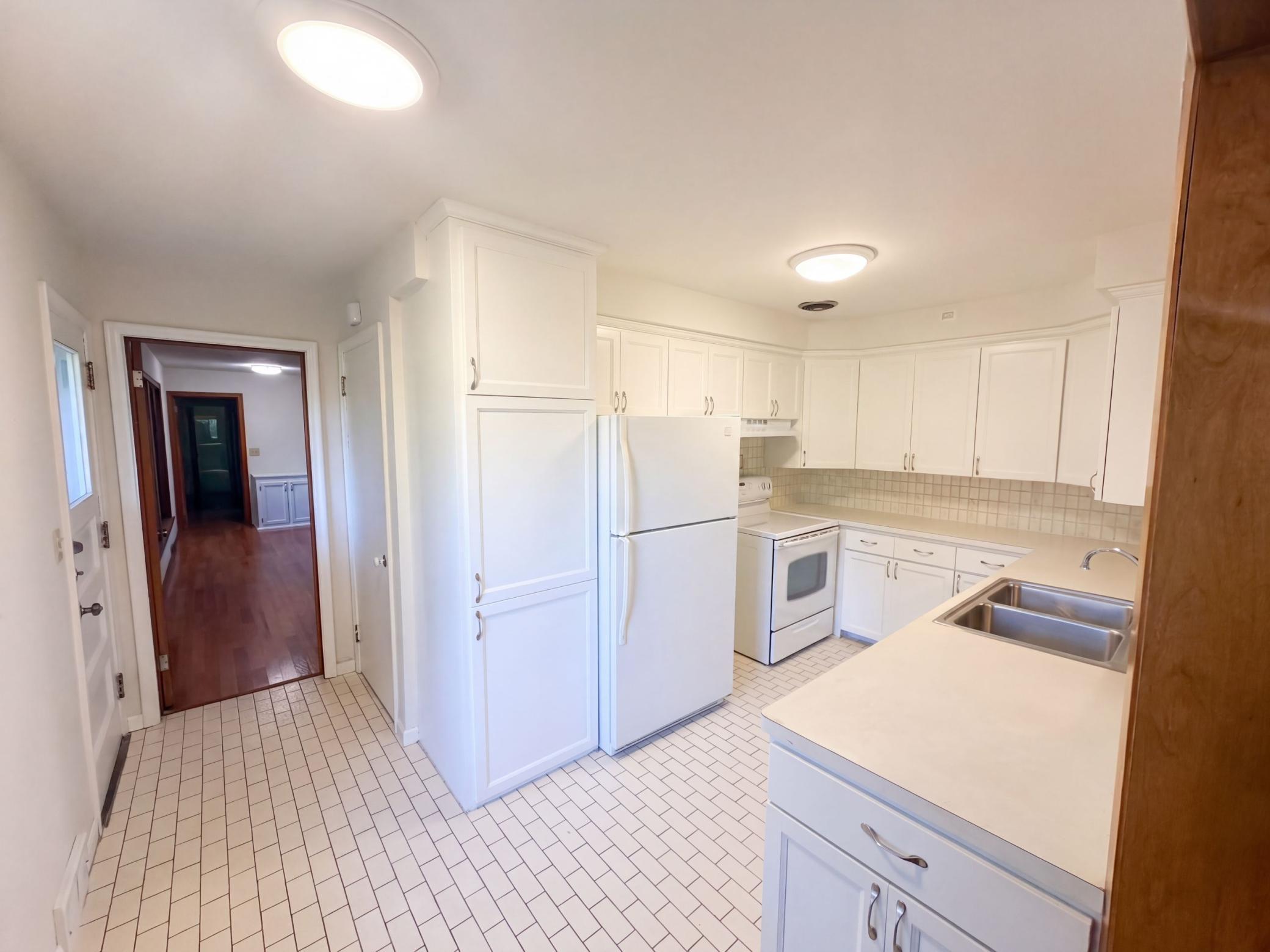 View of Residential at 2000 Herschel Street, Roseville MN 55113, Roseville (2 of 24) - Mike Wilen | Minnesota Team Real Estate