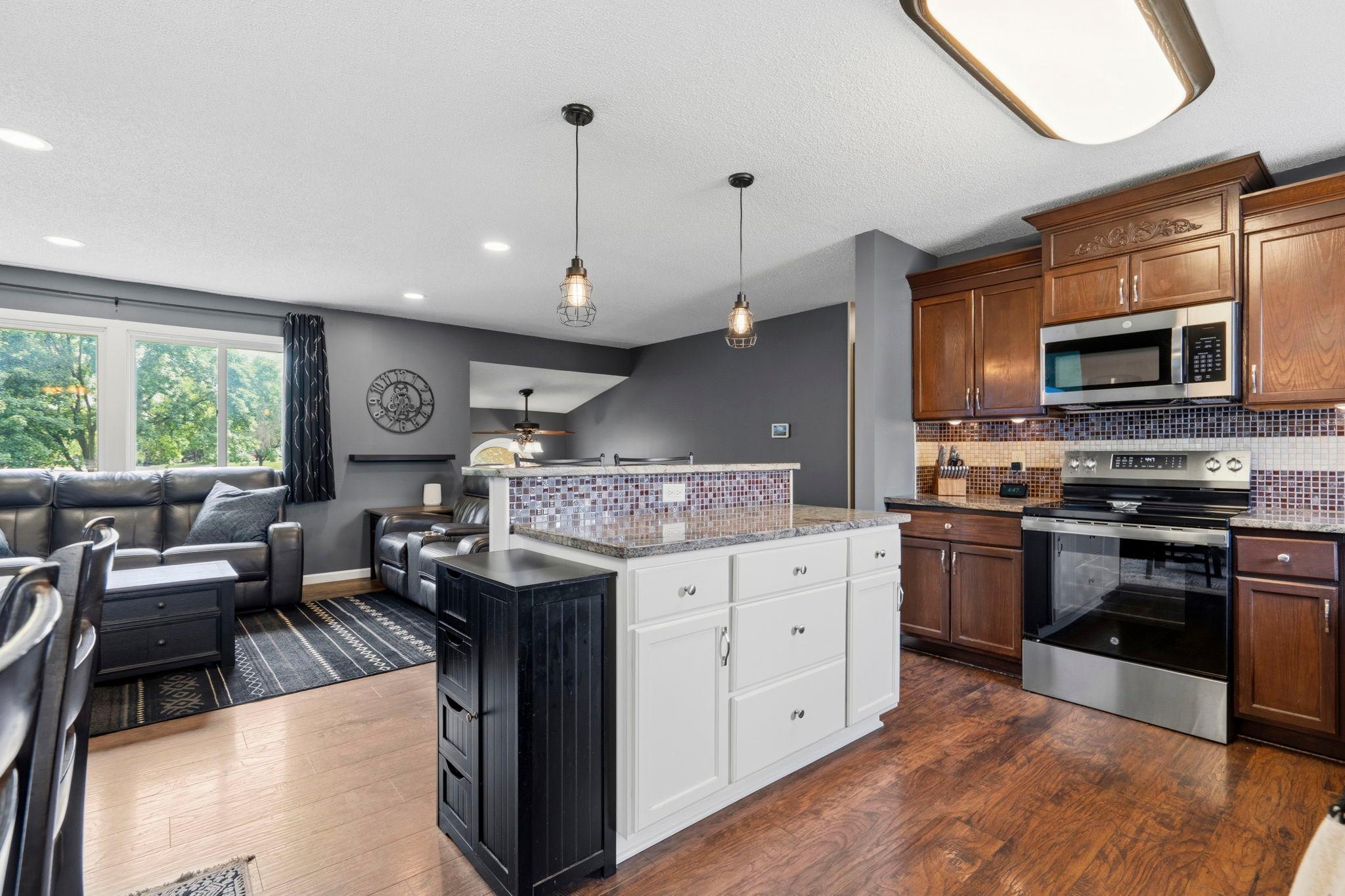 View of Residential at 5530 135th Street, Savage MN 55378, Savage (21 of 31) - Mike Wilen | Minnesota Team Real Estate