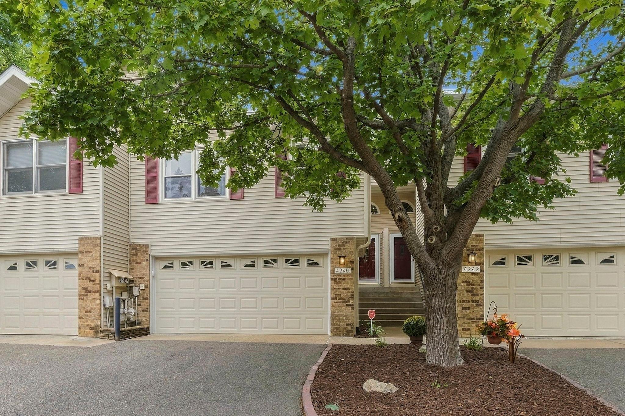 View of Residential at 4240 Boulder Ridge Point, Eagan MN 55122, Eagan (36 of 41) - Mike Wilen | Minnesota Team Real Estate