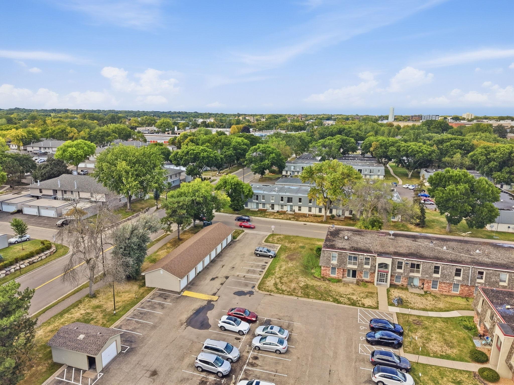 View of Residential at 819 11th Avenue #7, Hopkins MN 55343, Hopkins (34 of 37) - Mike Wilen | Minnesota Team Real Estate