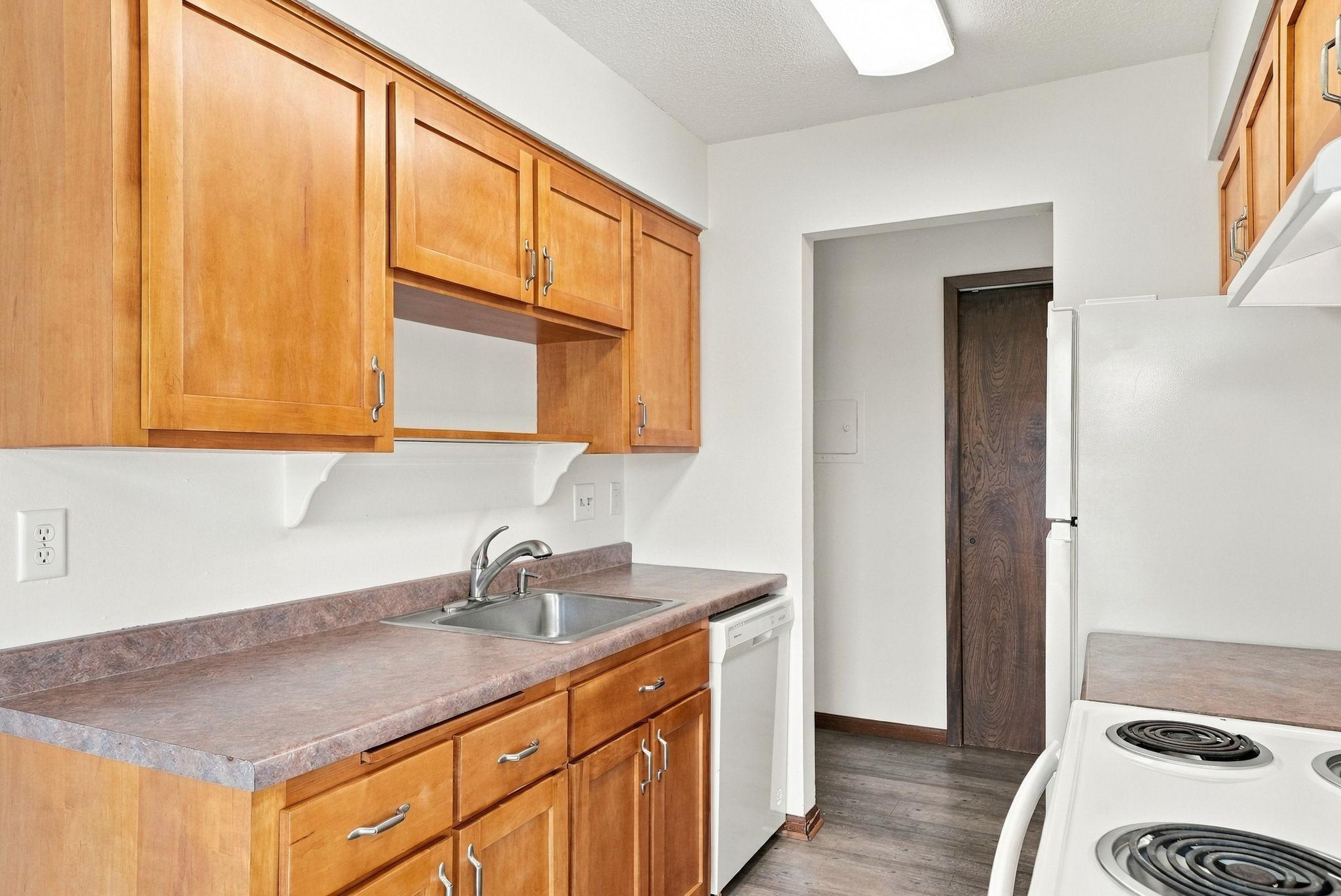View of Residential at 819 11th Avenue #7, Hopkins MN 55343, Hopkins (14 of 29) - Mike Wilen | Minnesota Team Real Estate