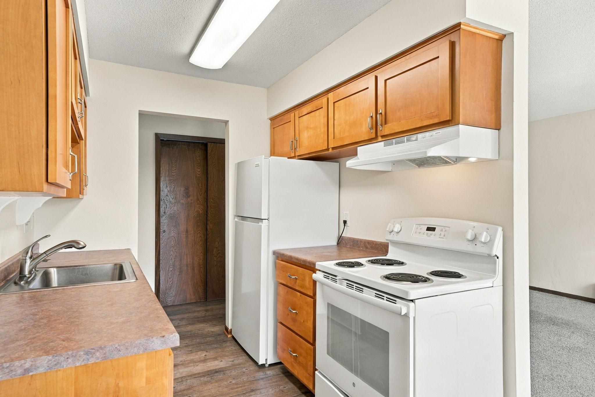 View of Residential at 819 11th Avenue #7, Hopkins MN 55343, Hopkins (12 of 29) - Mike Wilen | Minnesota Team Real Estate