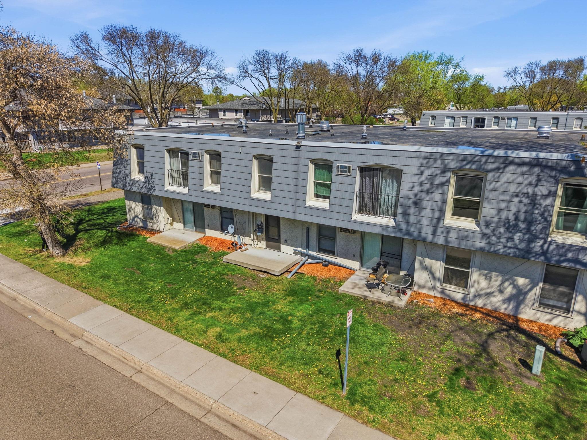 View of Residential at 819 11th Avenue #7, Hopkins MN 55343, Hopkins (28 of 29) - Mike Wilen | Minnesota Team Real Estate