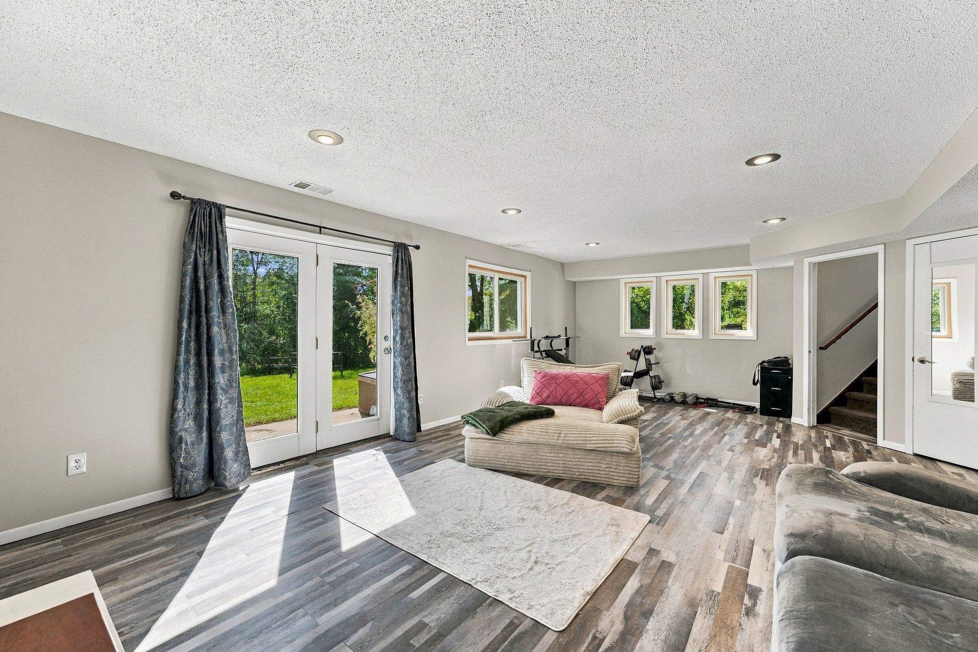 View of Residential at 5700 Lexington Avenue, Shoreview MN 55126, Shoreview (30 of 48) - Mike Wilen | Minnesota Team Real Estate