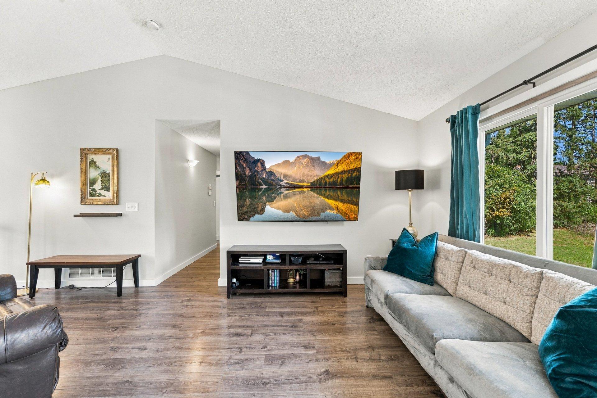 View of Residential at 5700 Lexington Avenue, Shoreview MN 55126, Shoreview (20 of 48) - Mike Wilen | Minnesota Team Real Estate
