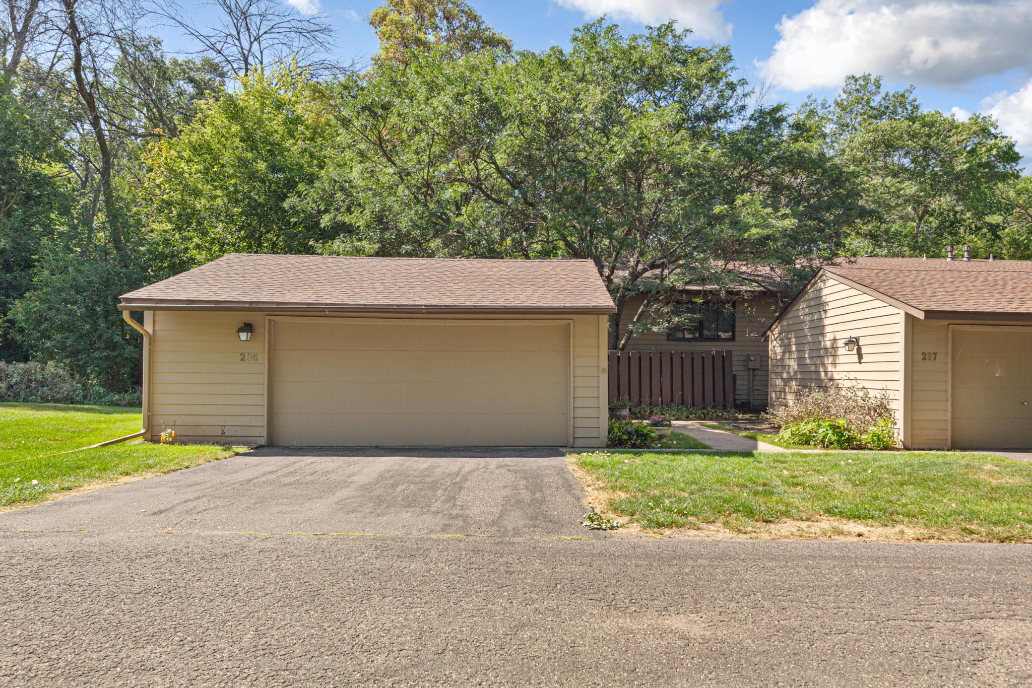 View of Residential at 286 Eagle Lake Drive, Maple Grove MN 55369, Maple Grove (29 of 43) - Mike Wilen | Minnesota Team Real Estate