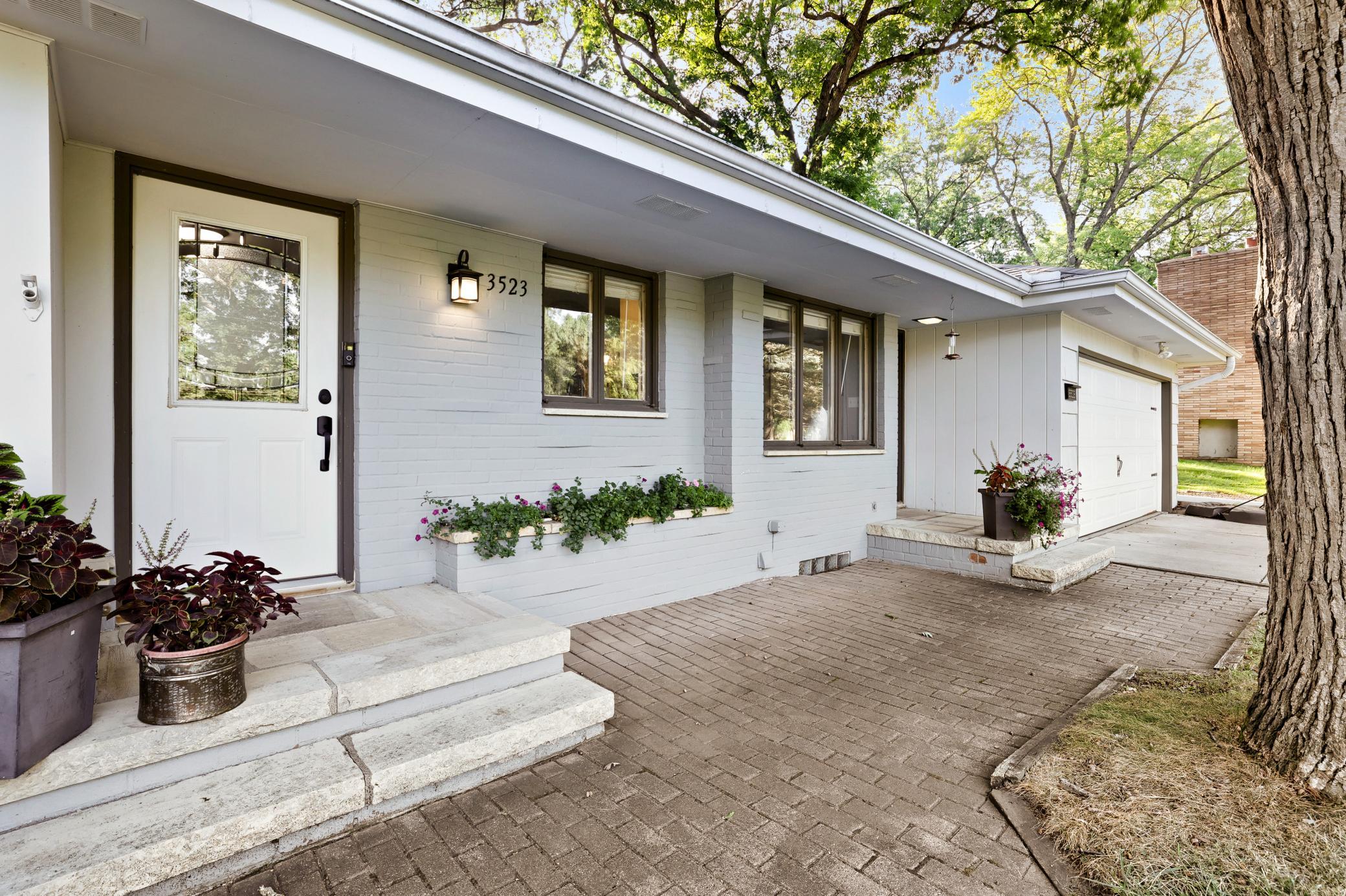 View of Residential at 3523 Arbor Lane, Minnetonka MN 55305, Minnetonka (4 of 17) - Mike Wilen | Minnesota Team Real Estate
