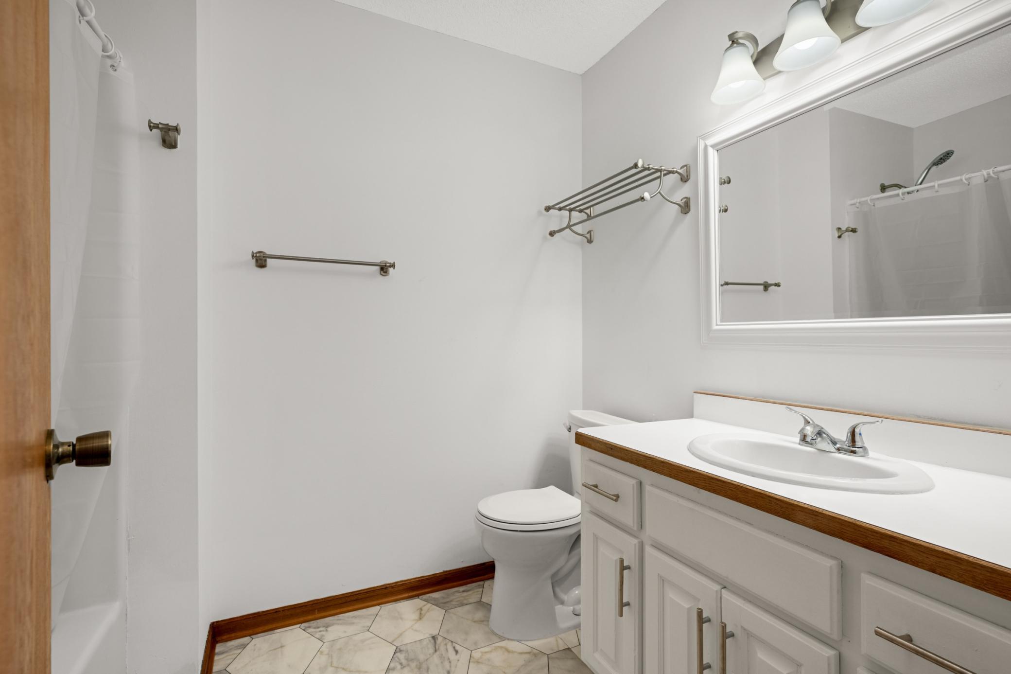 View of Residential at 2916 Frank Street, Maplewood MN 55109, Maplewood (16 of 25) - Mike Wilen | Minnesota Team Real Estate